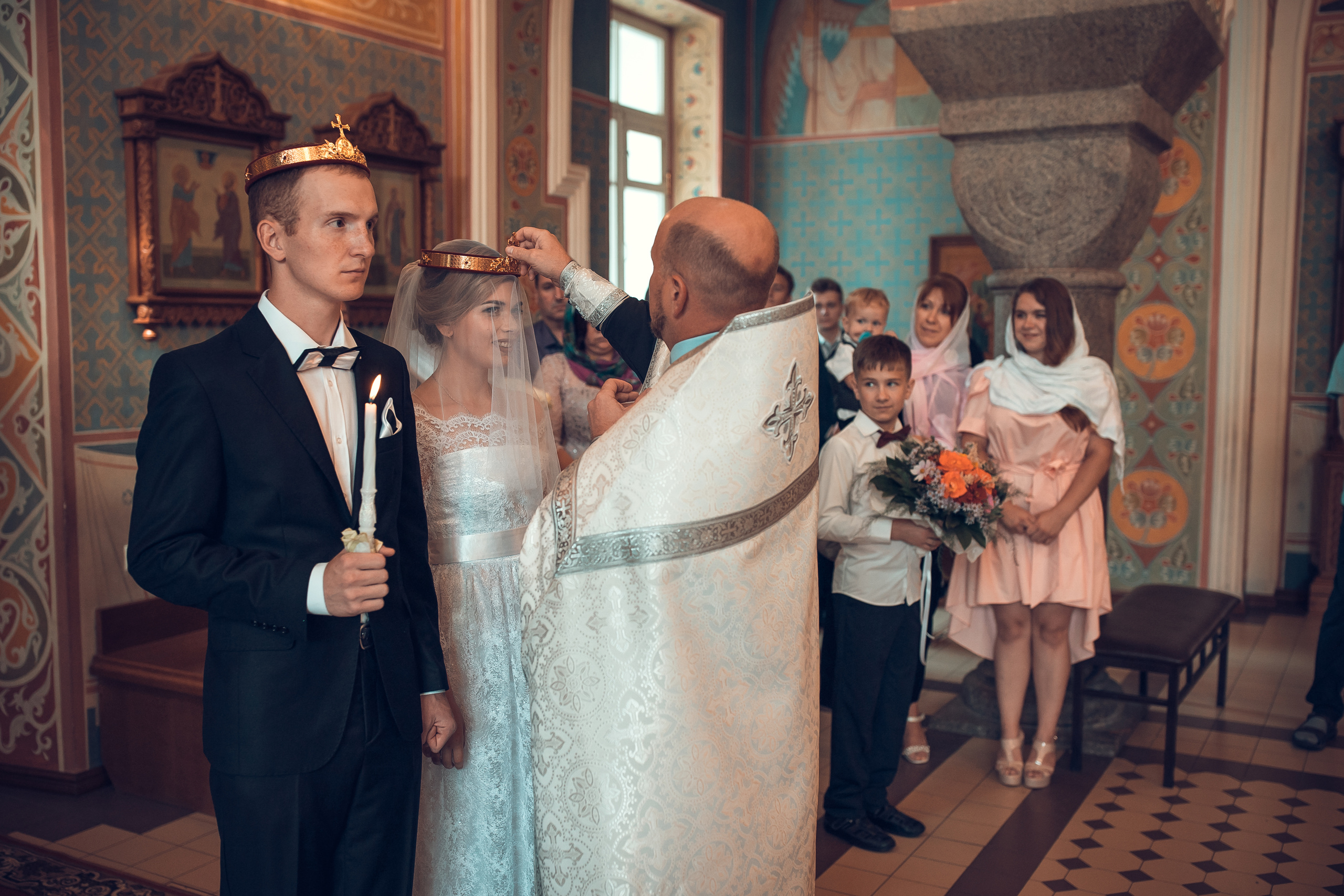 Иван и Анастасия. Фотограф на Крещение и Венчание в Красноярске Рамазанова Юлия