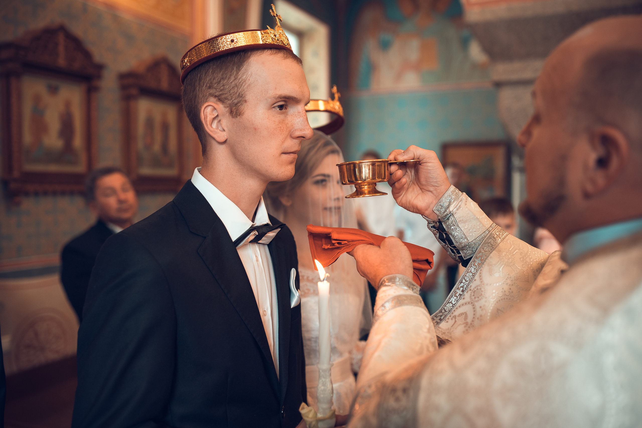 Иван и Анастасия. Фотограф на Крещение и Венчание в Красноярске Рамазанова Юлия