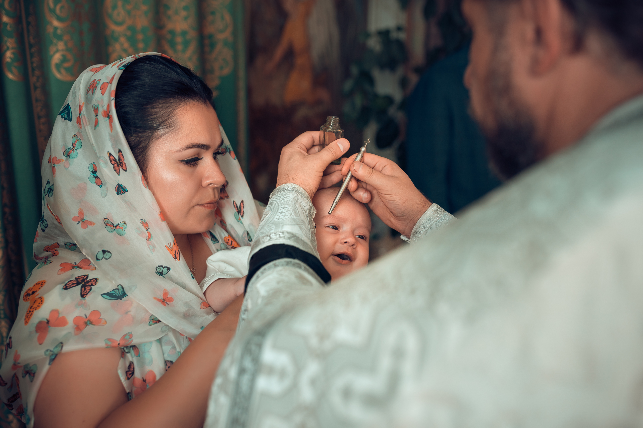 Крещение Софии Свято-Троицкий Собор. Фотограф на Крещение и Венчание в Красноярске Рамазанова Юлия