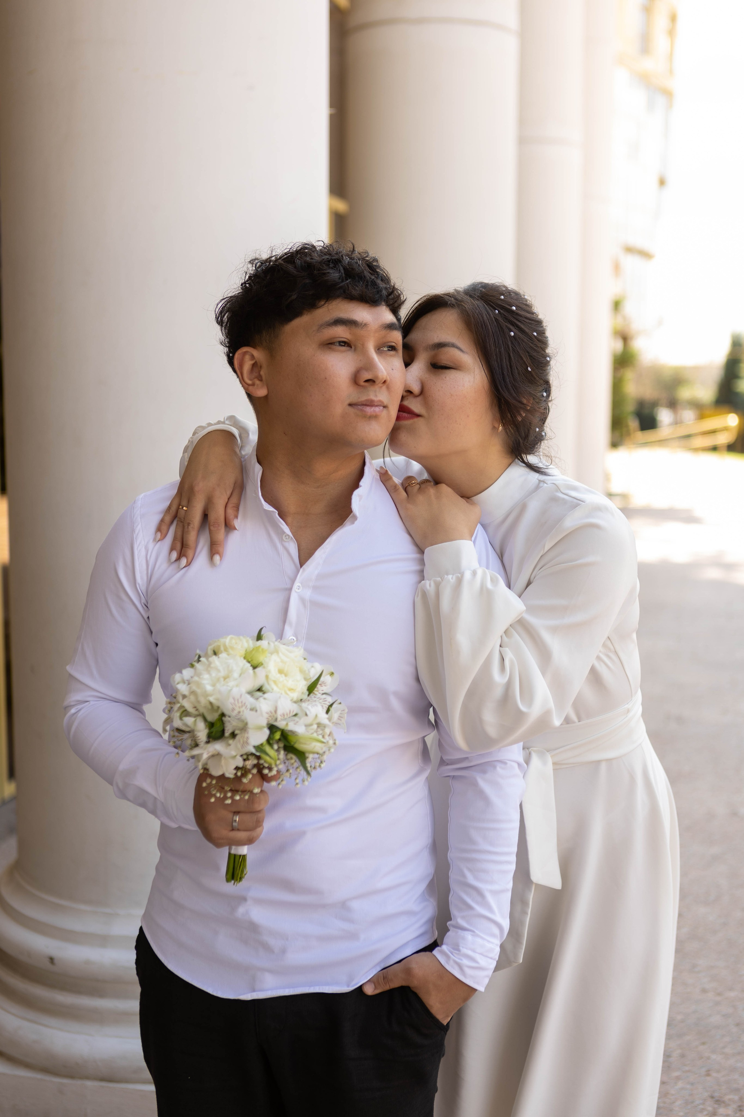 Шахматный дворец: Алтынай и Ерлана. Свадебный и предметный фотограф Ренат Каламперов