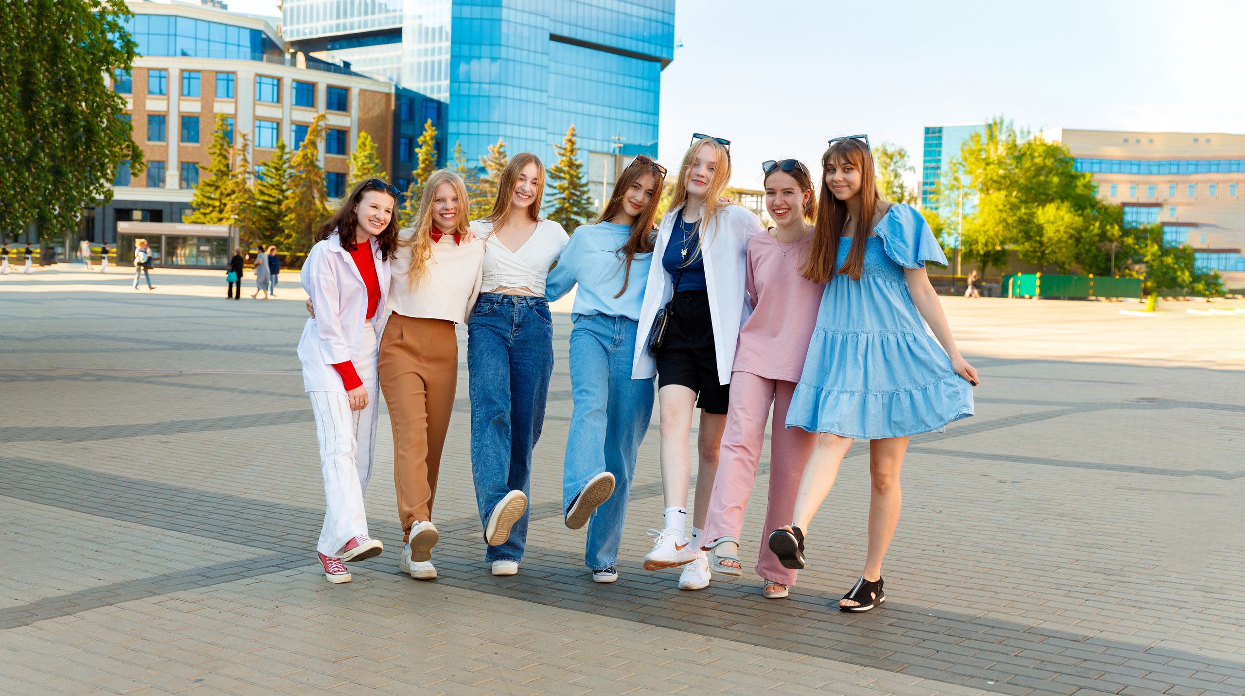 ФОТОКНИГИ от 990 рублей |. Выпускные альбомы Красноярск