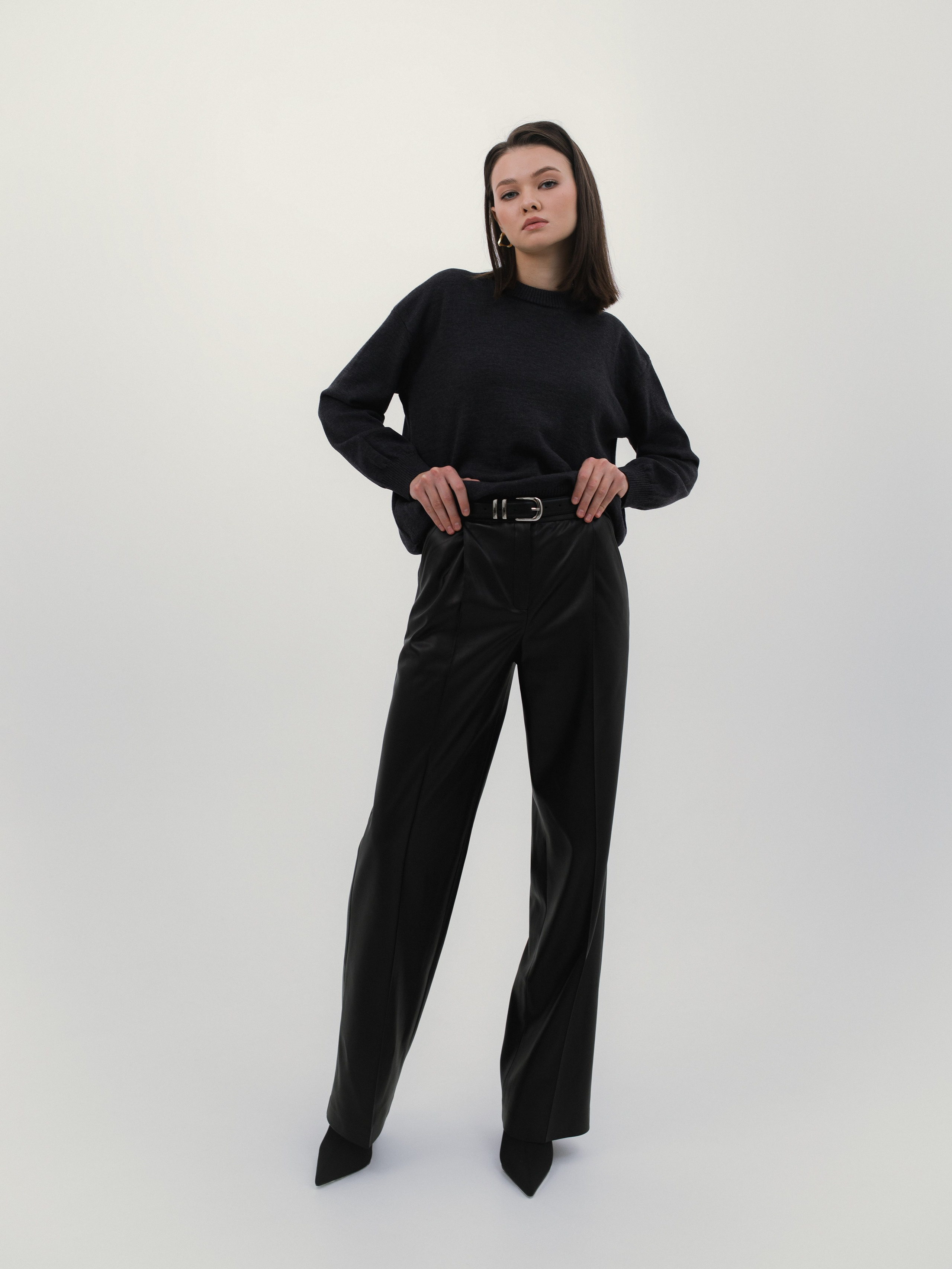 Red Cardigan. Фотограф в Москве и Сургуте Алла Лесовая. Снимаю каталог для брендов и индивидуальные портреты для людей