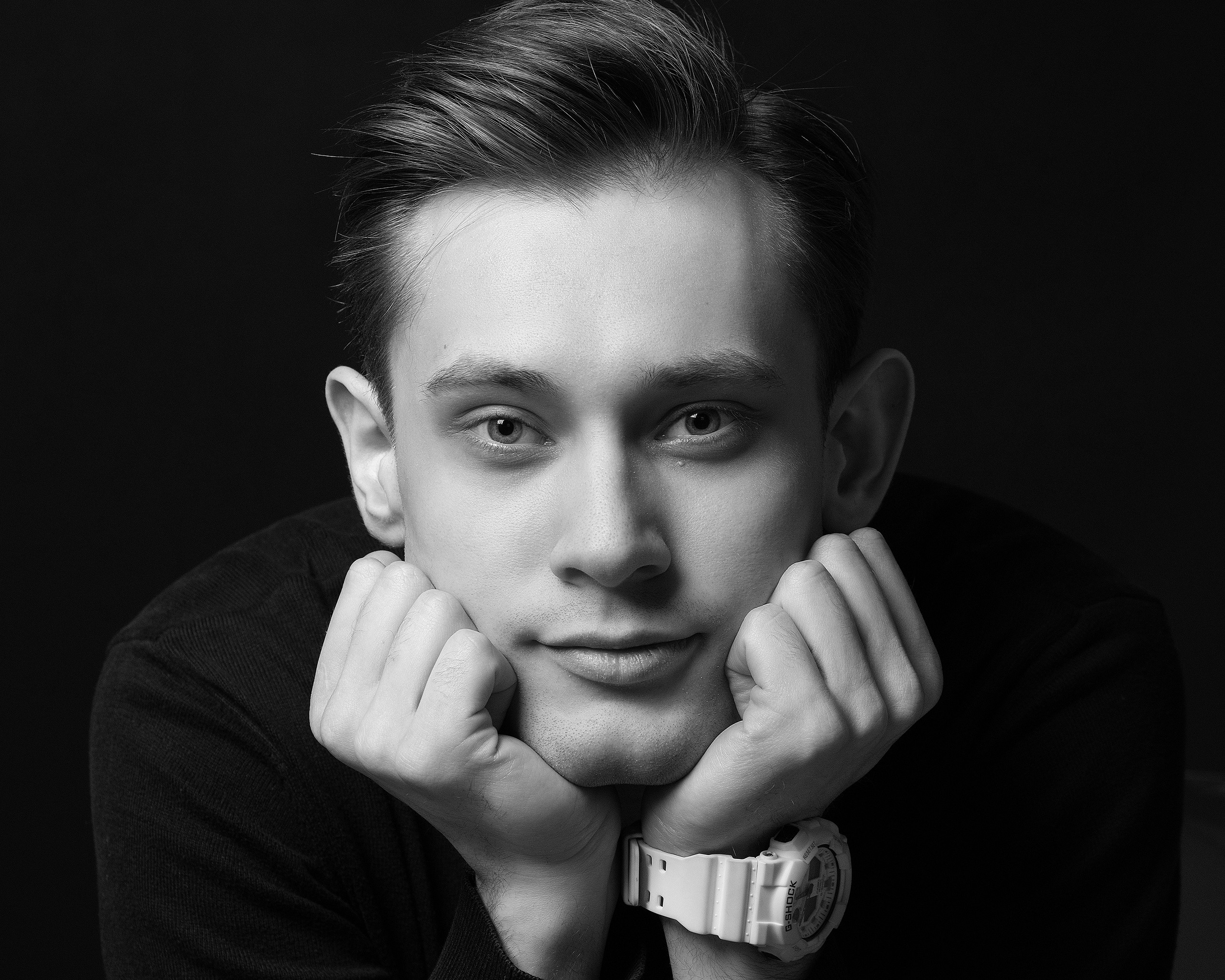 Актерское портфолио СПб. Портретный фотограф Белград Матвей Кармаков