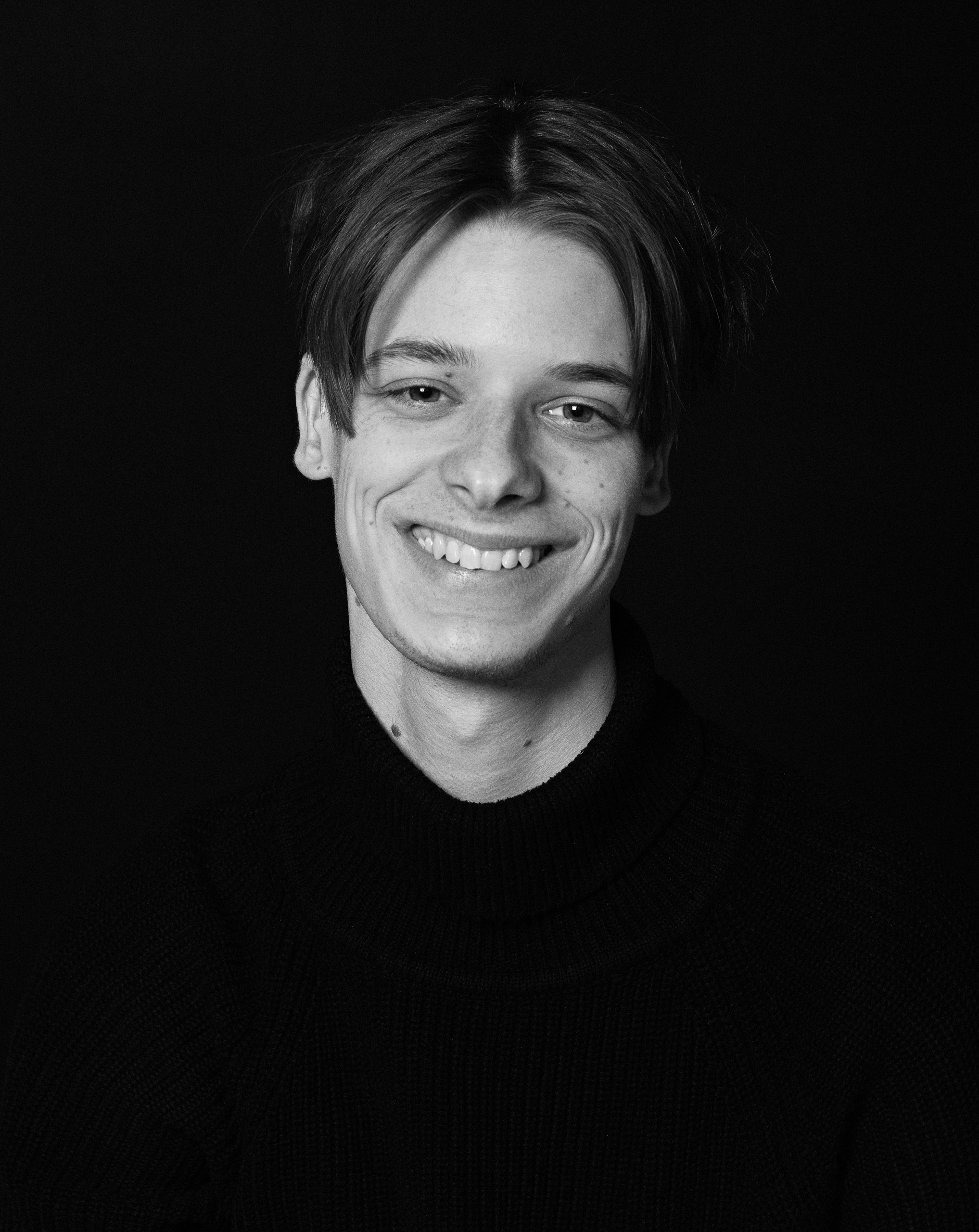 Актерское портфолио. Портретный фотограф Белград Матвей Кармаков