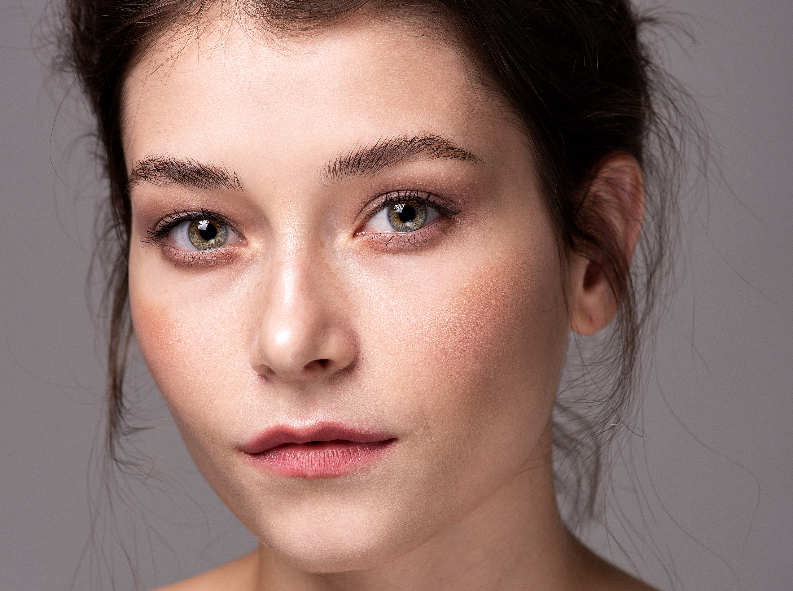 Актерское портфолио в Москве. Портретный фотограф Белград Матвей Кармаков