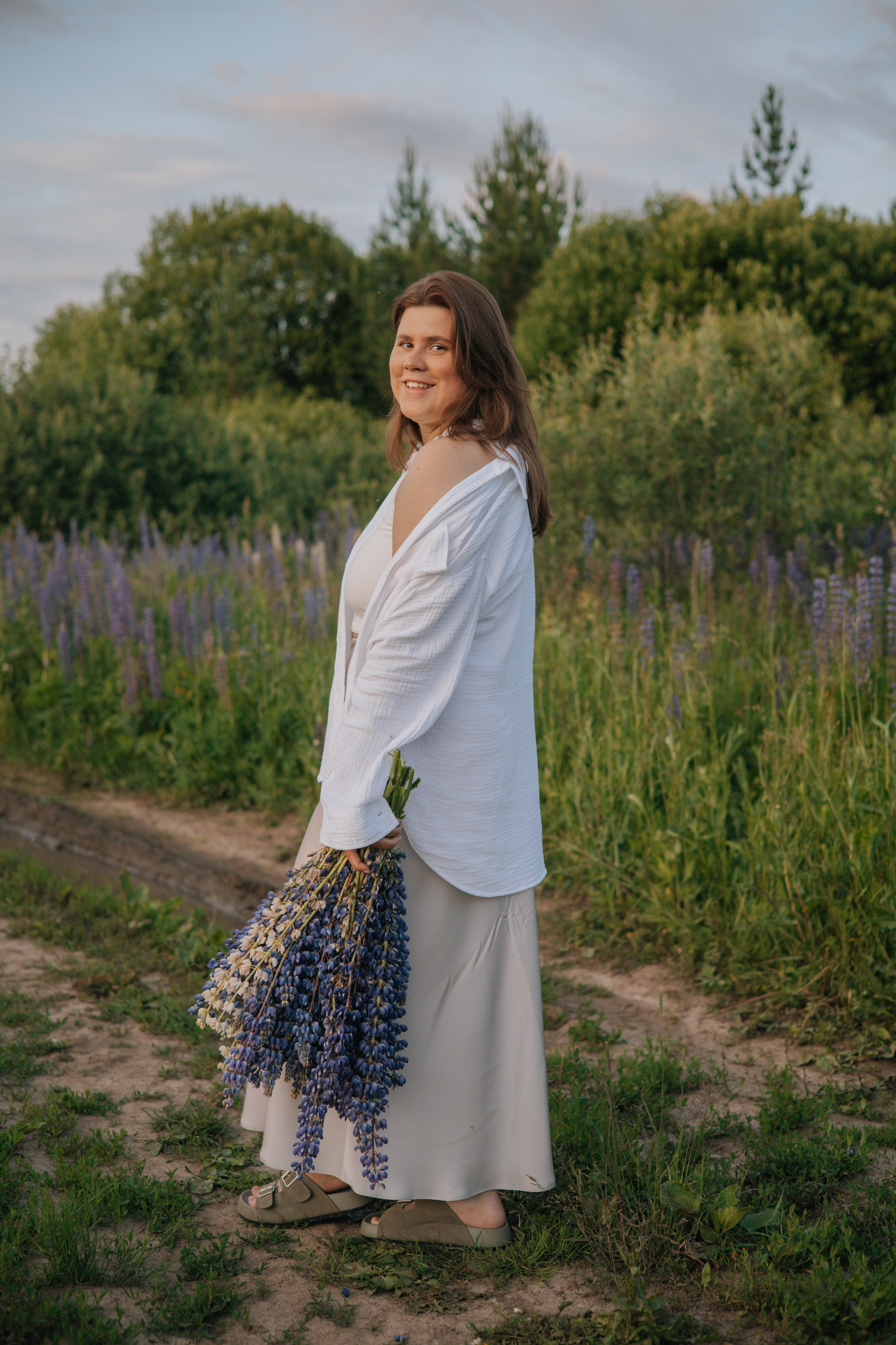 Фотосессия в люпинах. Семейные и индивидуальные съемки в Йошкар-Оле