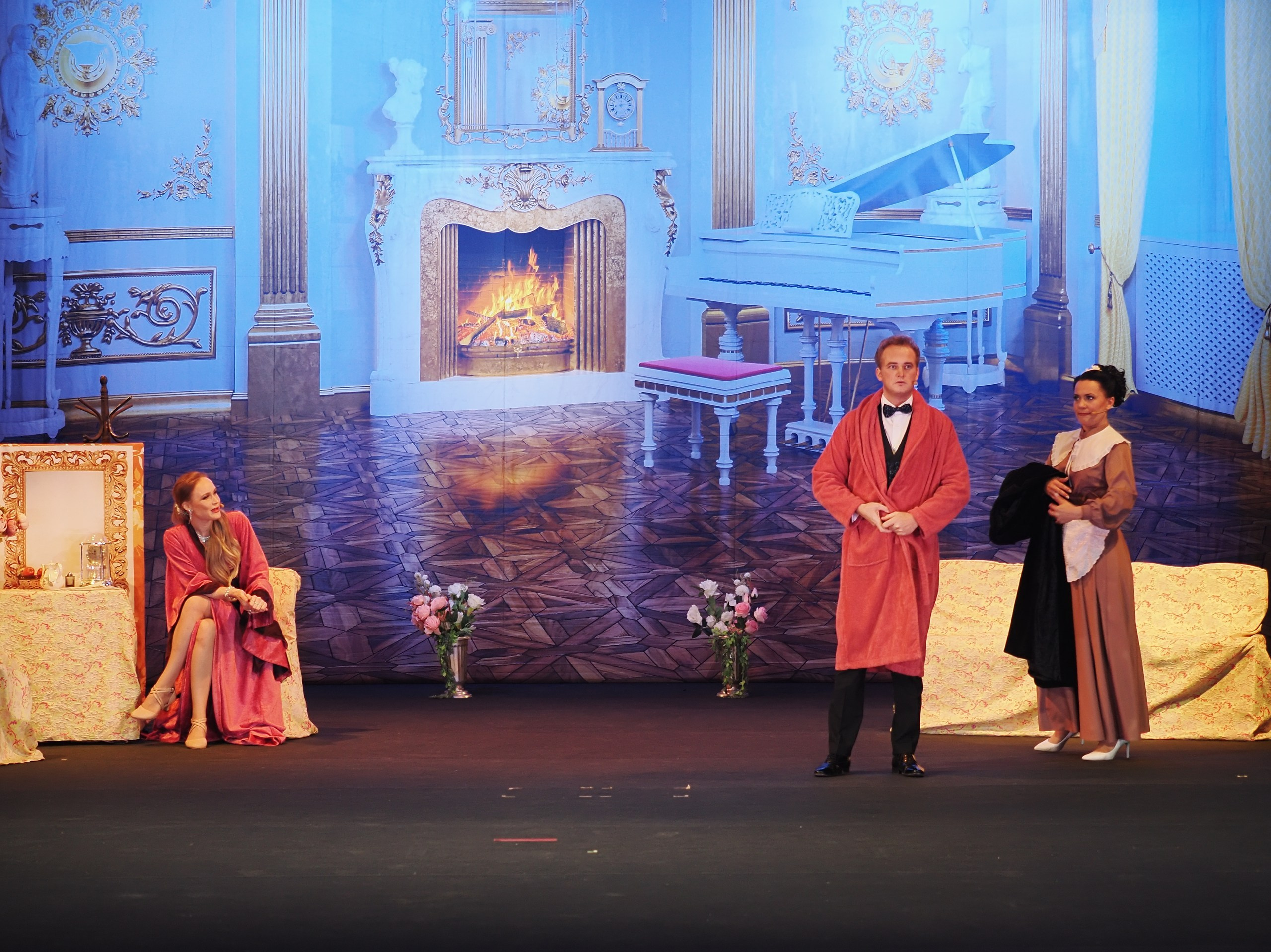 «БУФФ-ПАРАДИЗ» Летучая мышь (в Нск). Портретный и спортивный фотограф в Новосибирске и Твери Кононов Алексей