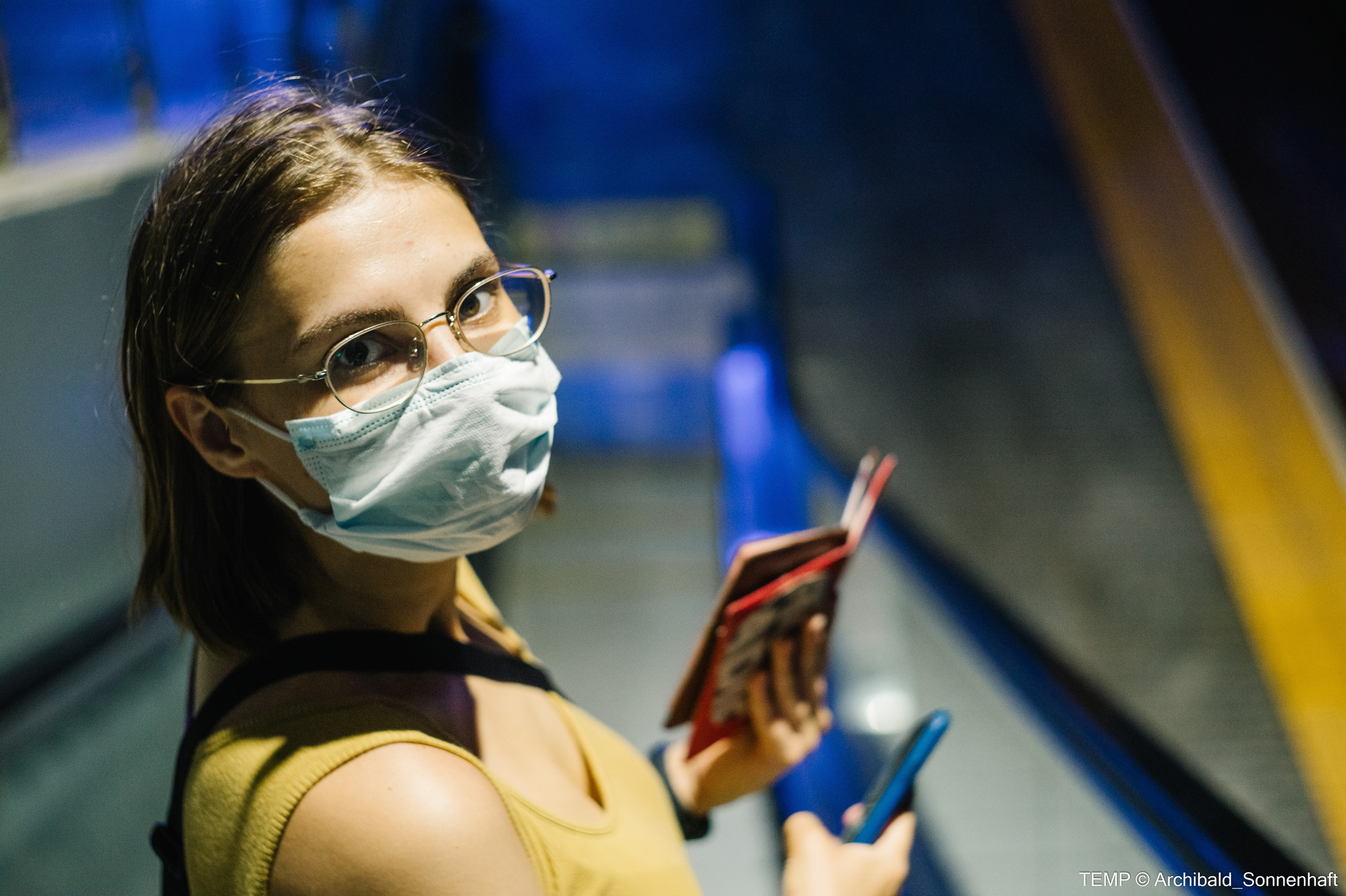 Small tourist island (Yantai district, China). Photographer in Guangzhou, China. Archibald Sonnenhaft