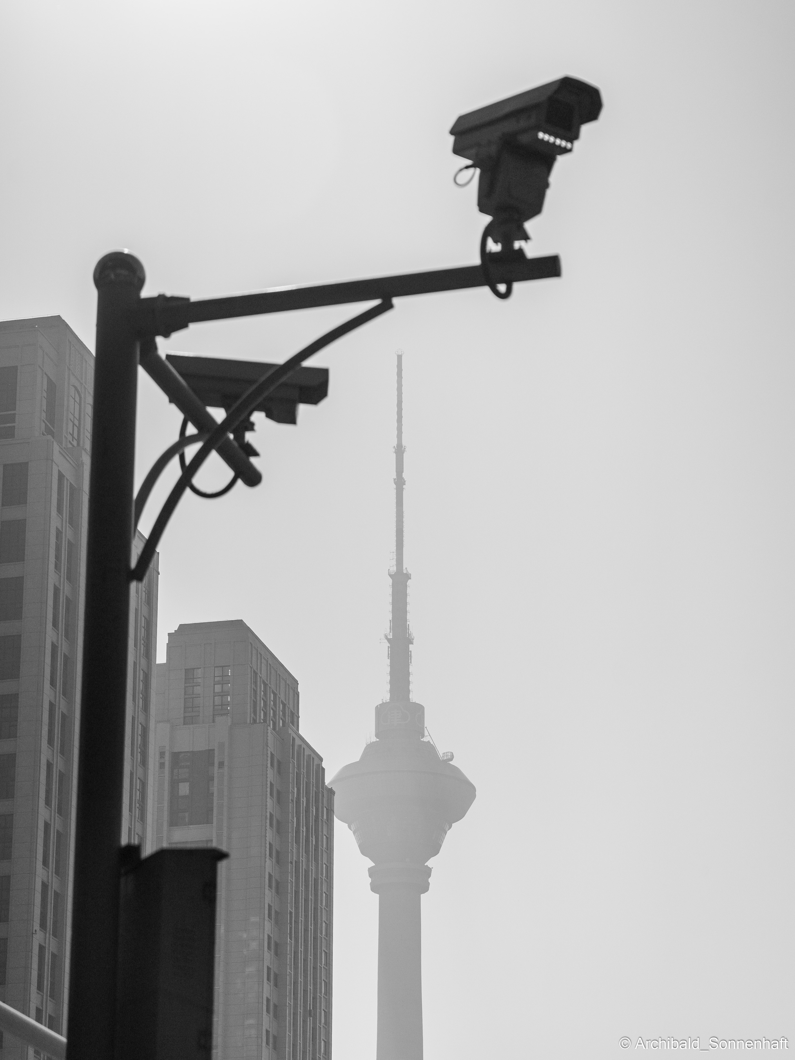Just a walk. Photographer in Guangzhou, China. Archibald Sonnenhaft