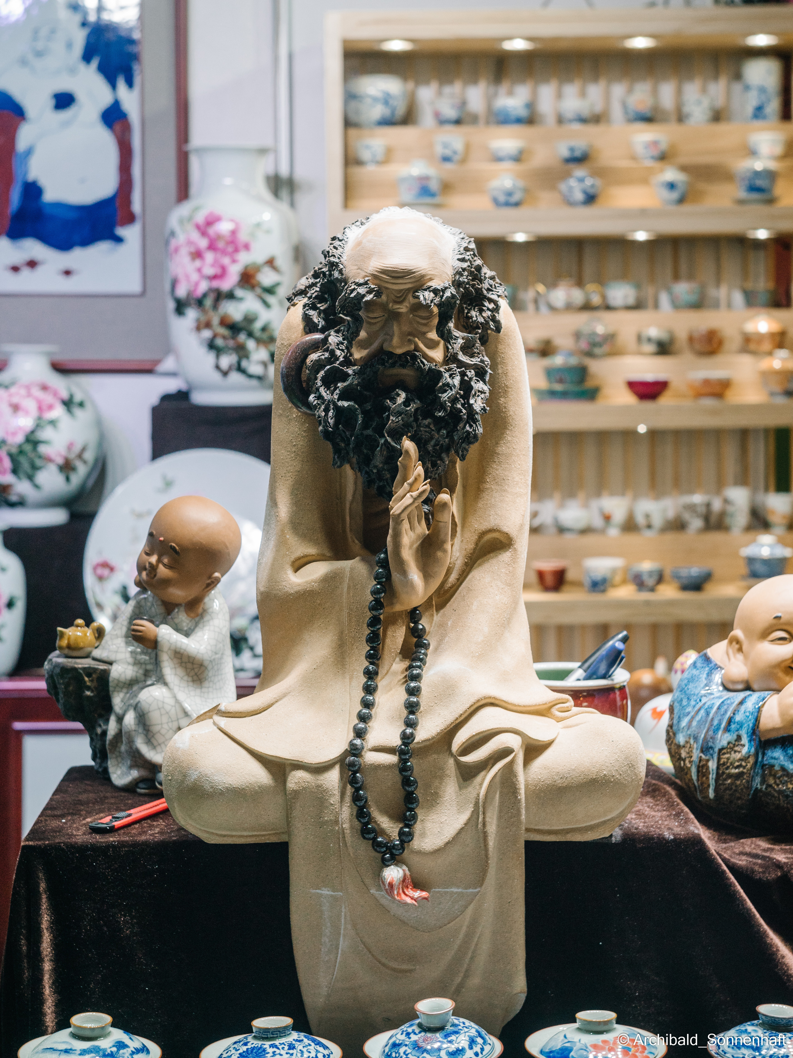 Tea exhibition in Tianjin, China. Photographer in Guangzhou, China. Archibald Sonnenhaft