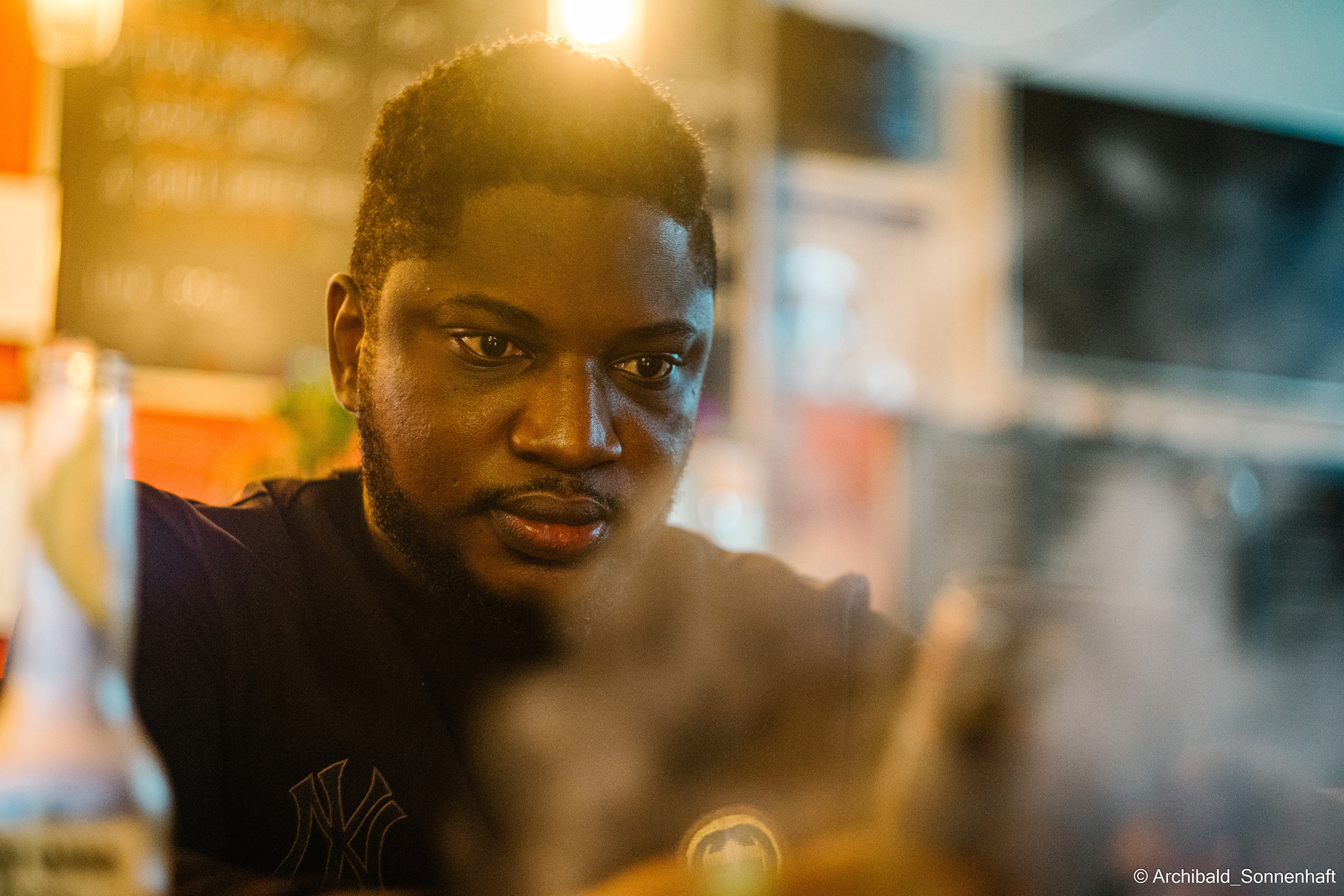 Aocheng. Photographer in Guangzhou, China. Archibald Sonnenhaft