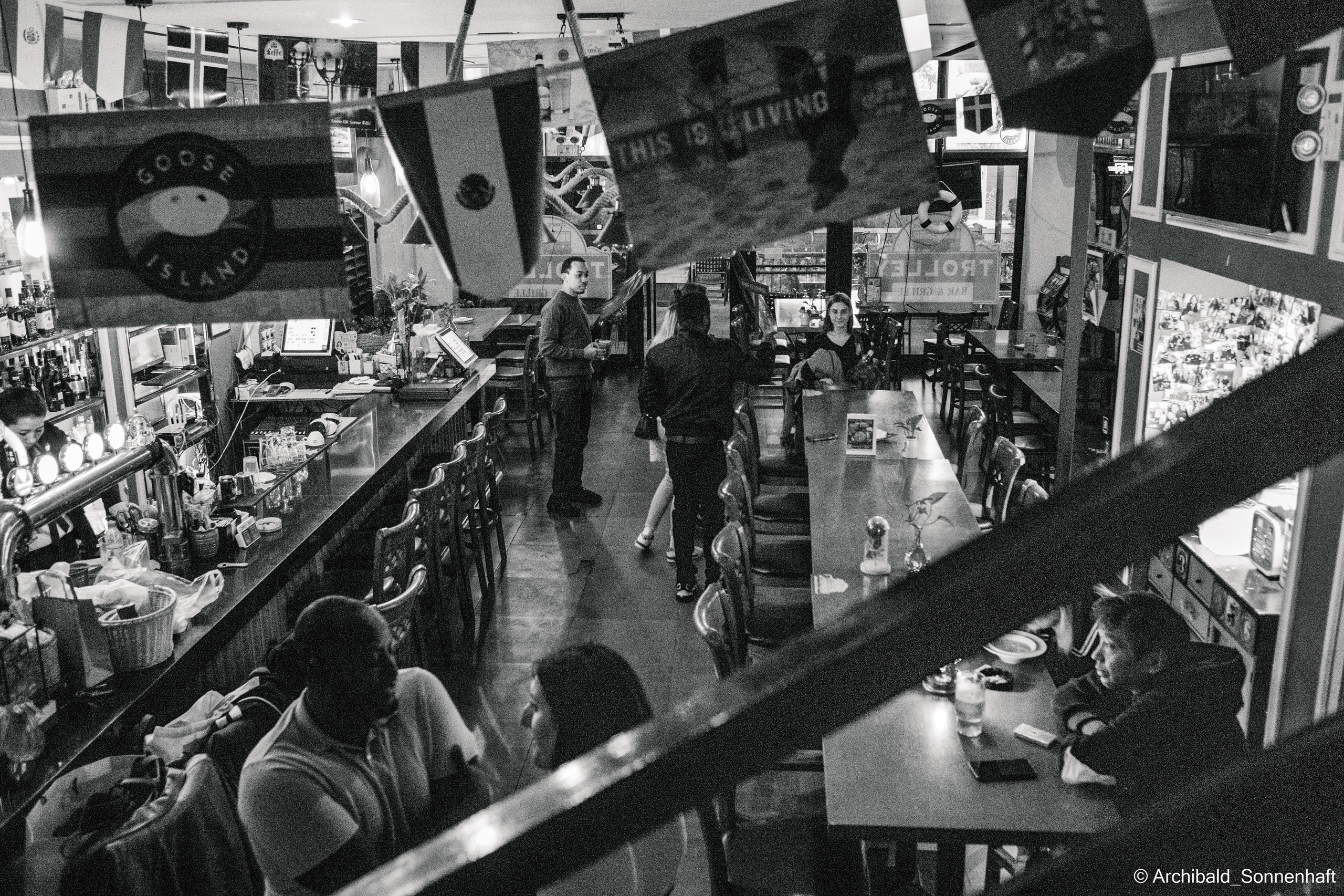 Aocheng. Photographer in Guangzhou, China. Archibald Sonnenhaft