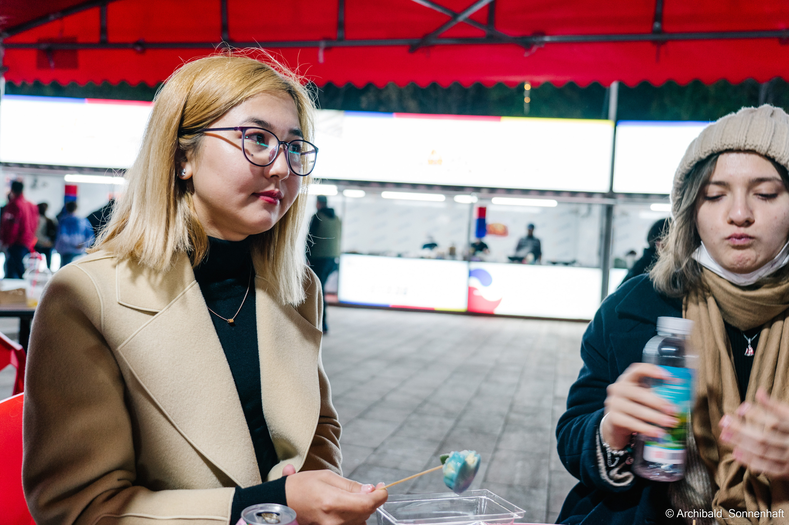 Korean food fest in Tianjin. Photographer in Guangzhou, China. Archibald Sonnenhaft