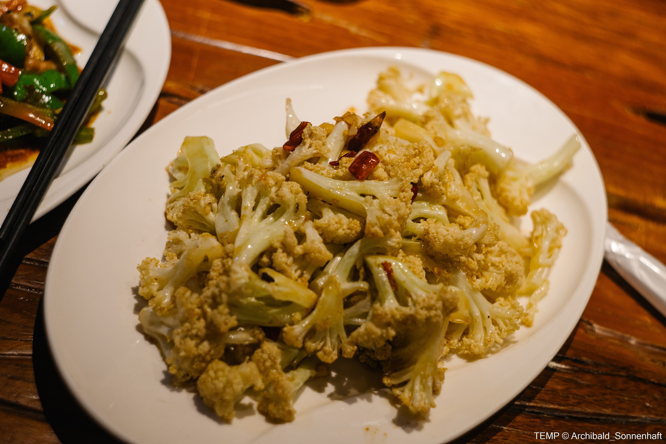 Small tourist island (Yantai district, China). Photographer in Guangzhou, China. Archibald Sonnenhaft