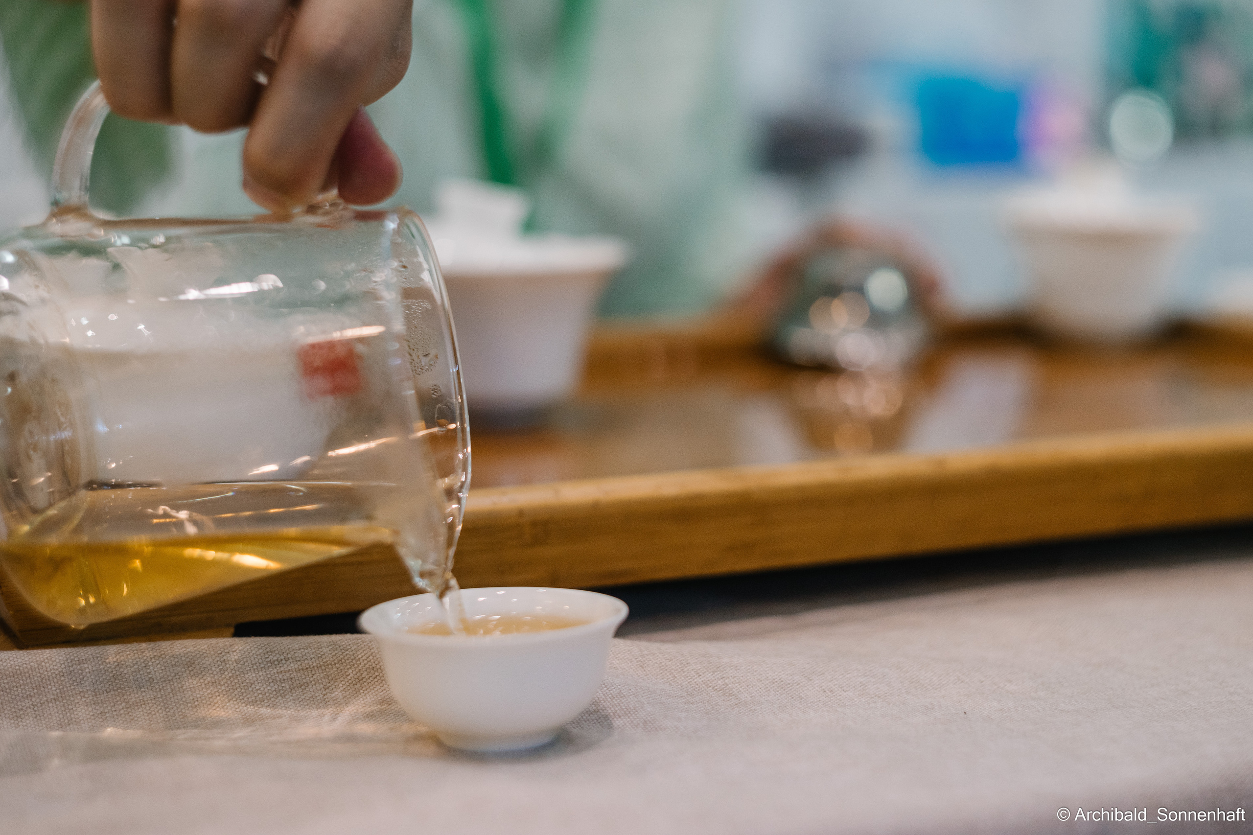 Tea exhibition in Tianjin, China. Photographer in Guangzhou, China. Archibald Sonnenhaft