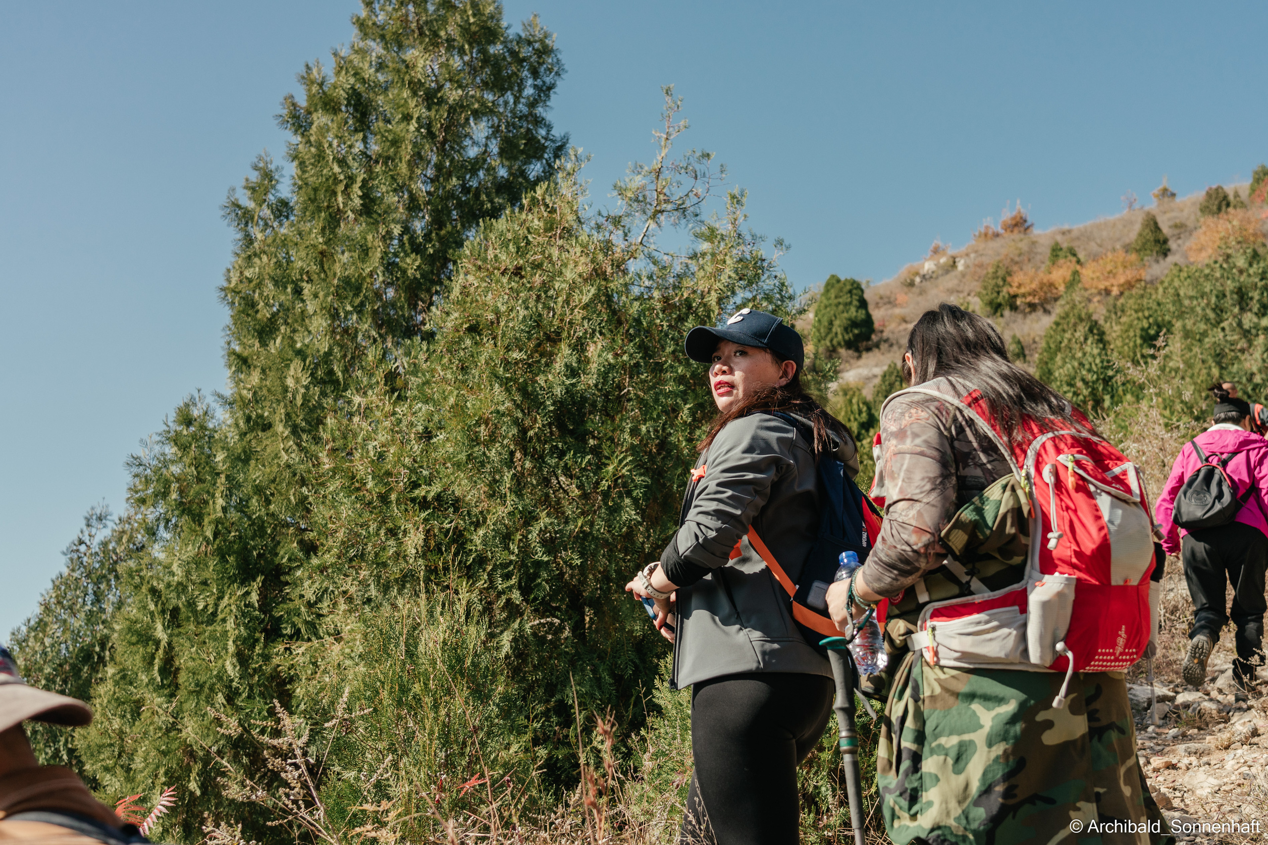 Hiking in Panlai. Photographer in Guangzhou, China. Archibald Sonnenhaft