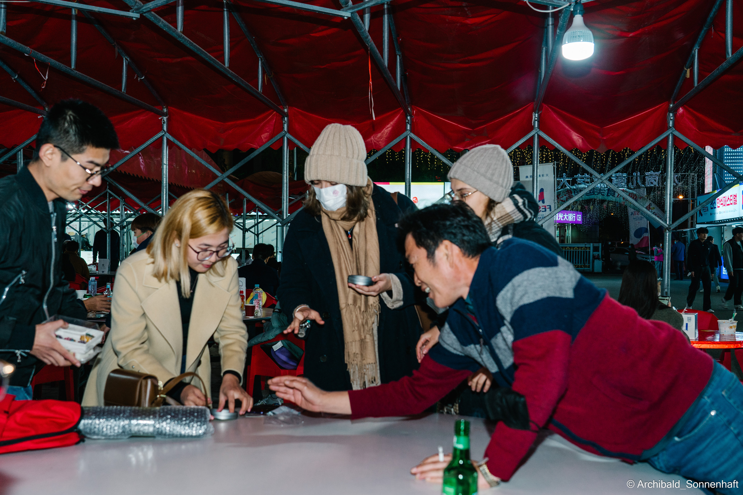 Korean food fest in Tianjin. Photographer in Guangzhou, China. Archibald Sonnenhaft