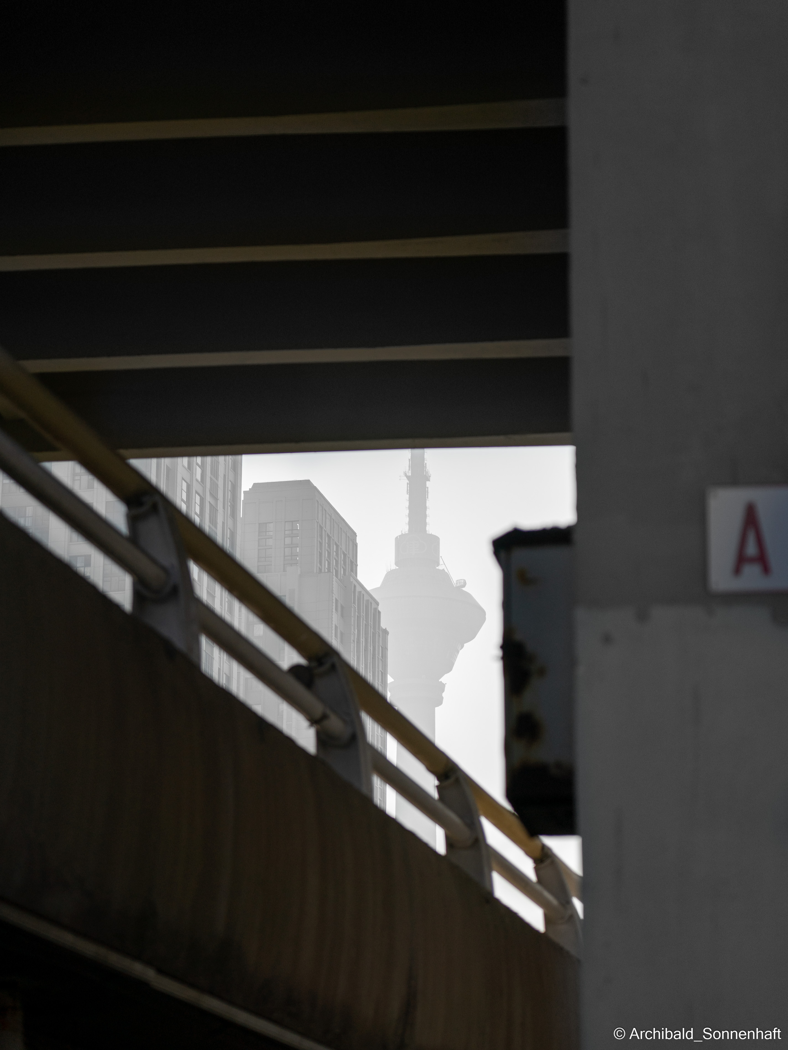Just a walk. Photographer in Guangzhou, China. Archibald Sonnenhaft