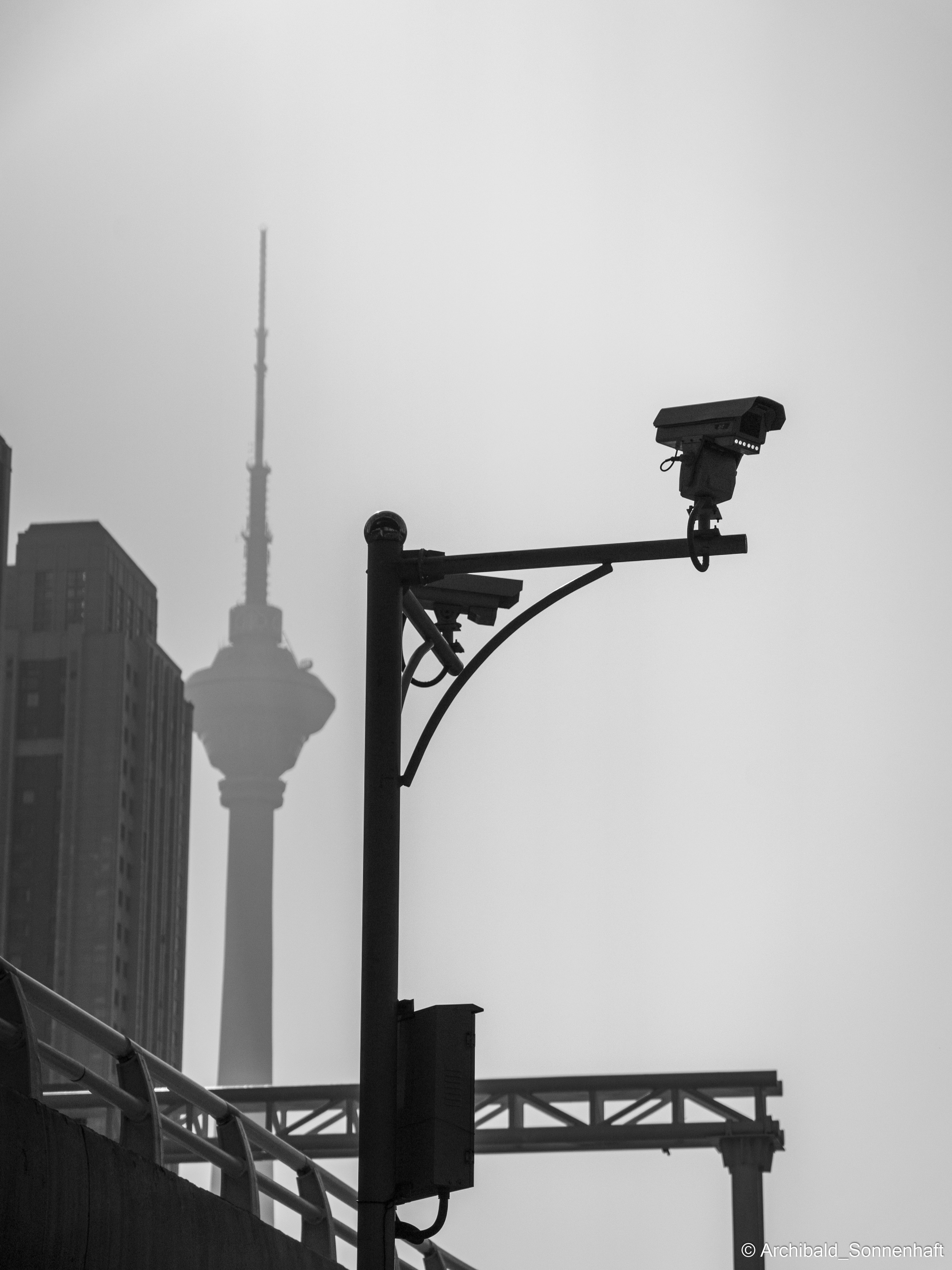 Just a walk. Photographer in Guangzhou, China. Archibald Sonnenhaft