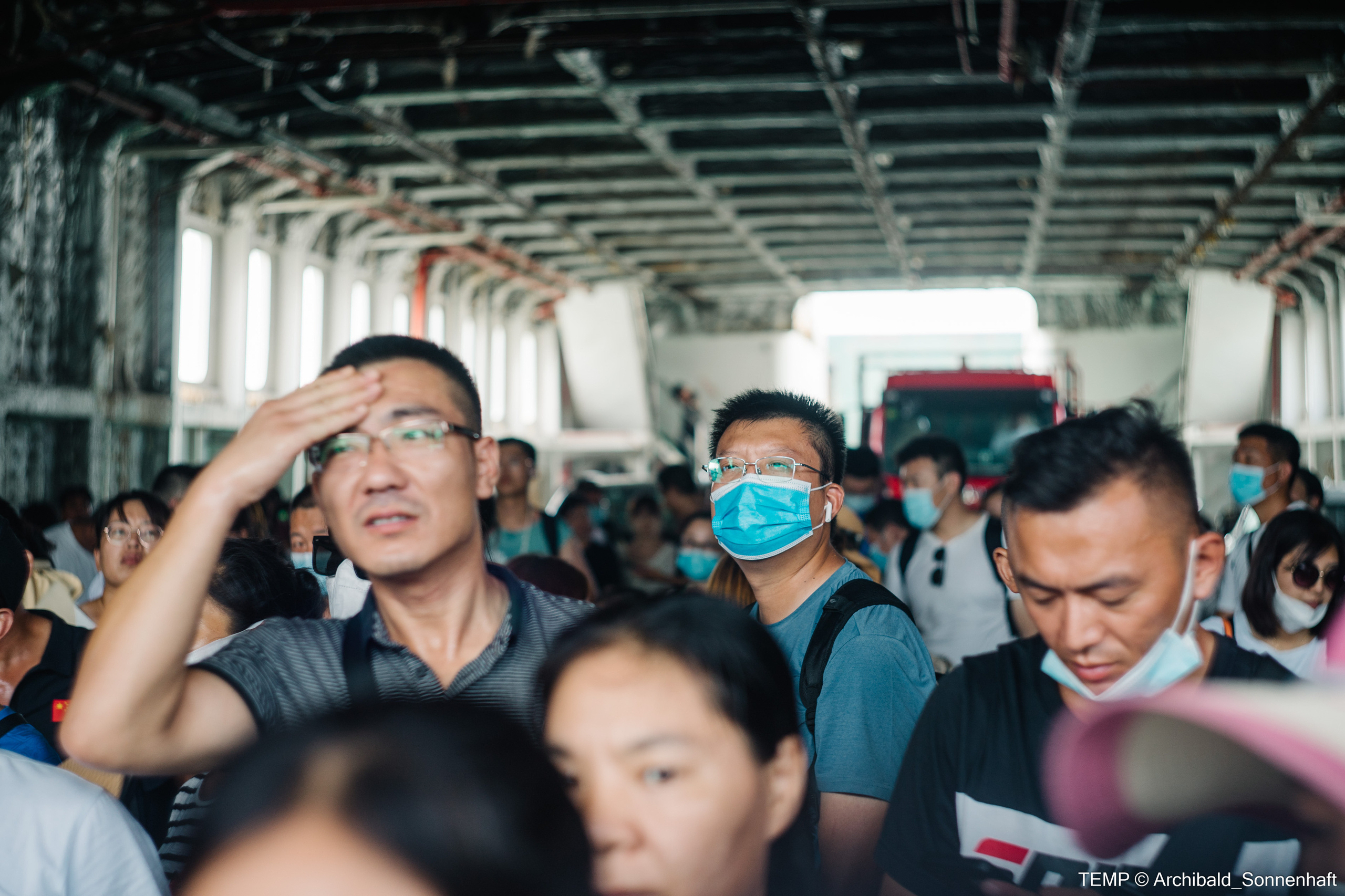 Small tourist island (Yantai district, China). Photographer in Guangzhou, China. Archibald Sonnenhaft