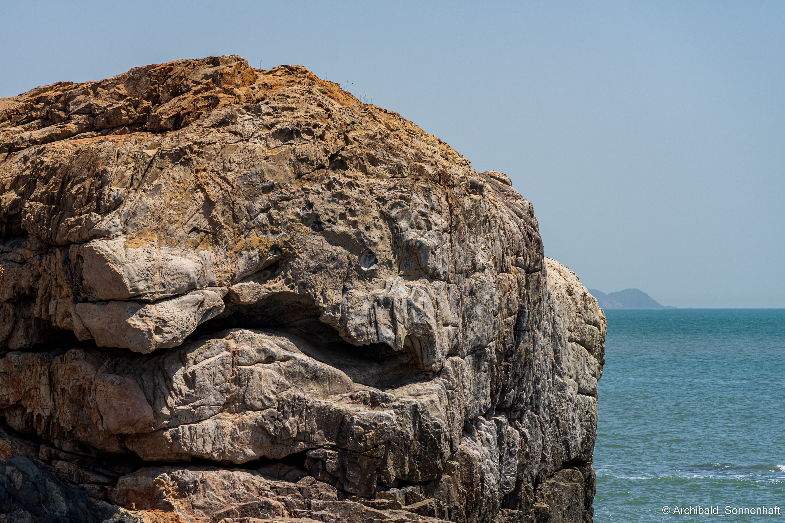 Soft, beautiful, horizontal. Photographer in Guangzhou, China. Archibald Sonnenhaft