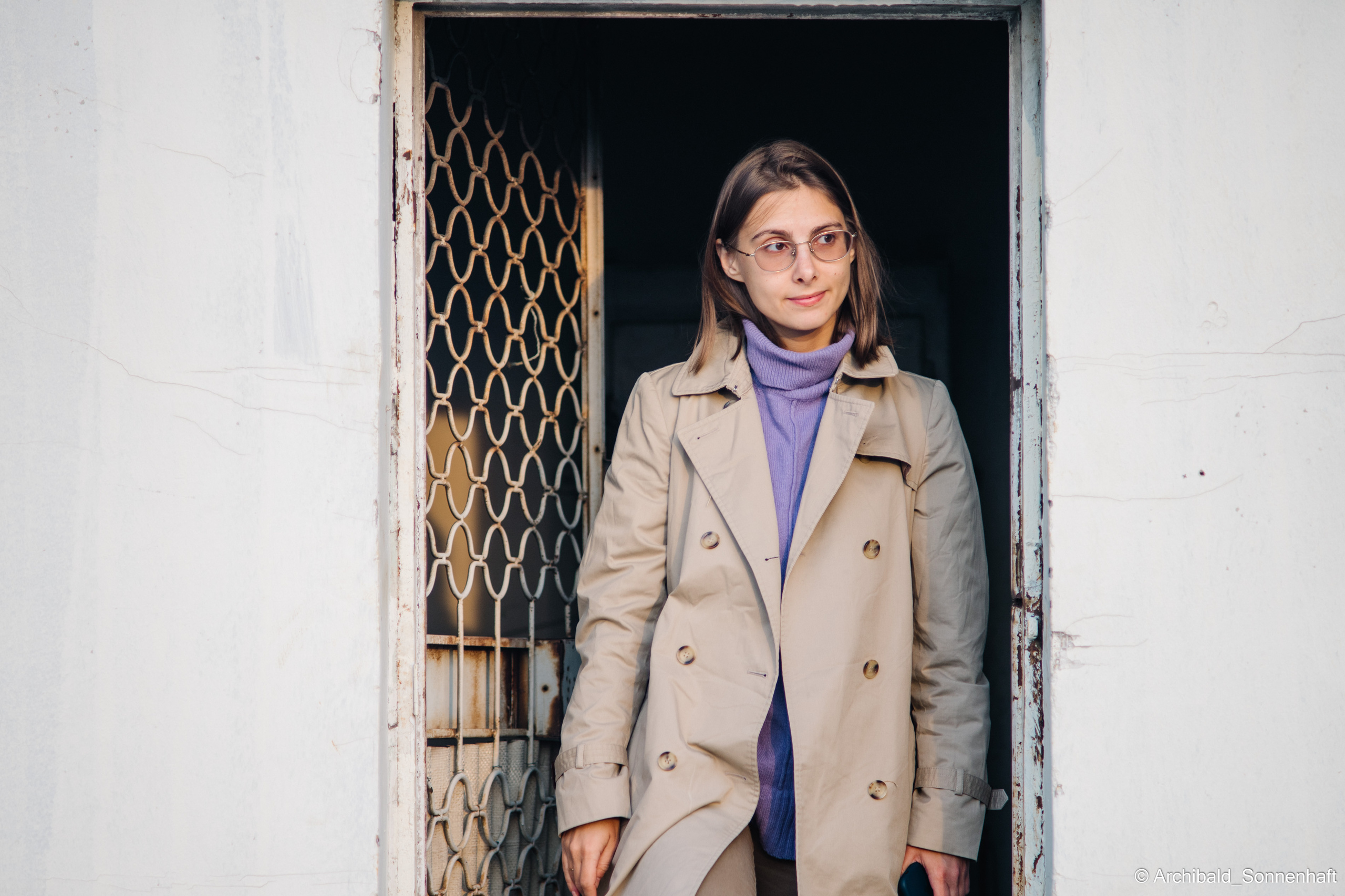 On the roof. Photographer in Guangzhou, China. Archibald Sonnenhaft