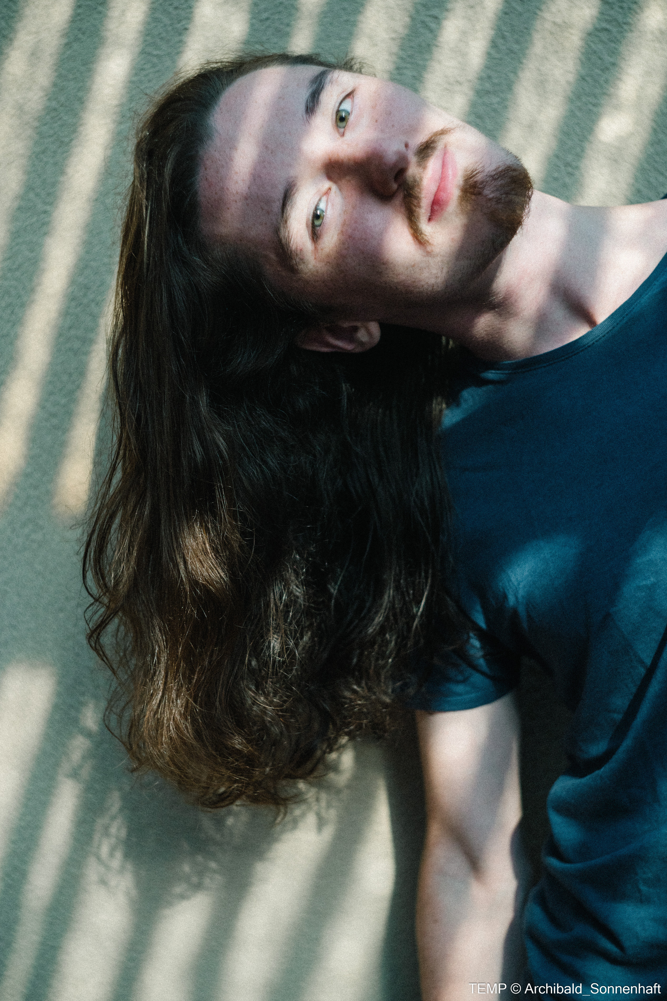 Small tourist island (Yantai district, China). Photographer in Guangzhou, China. Archibald Sonnenhaft