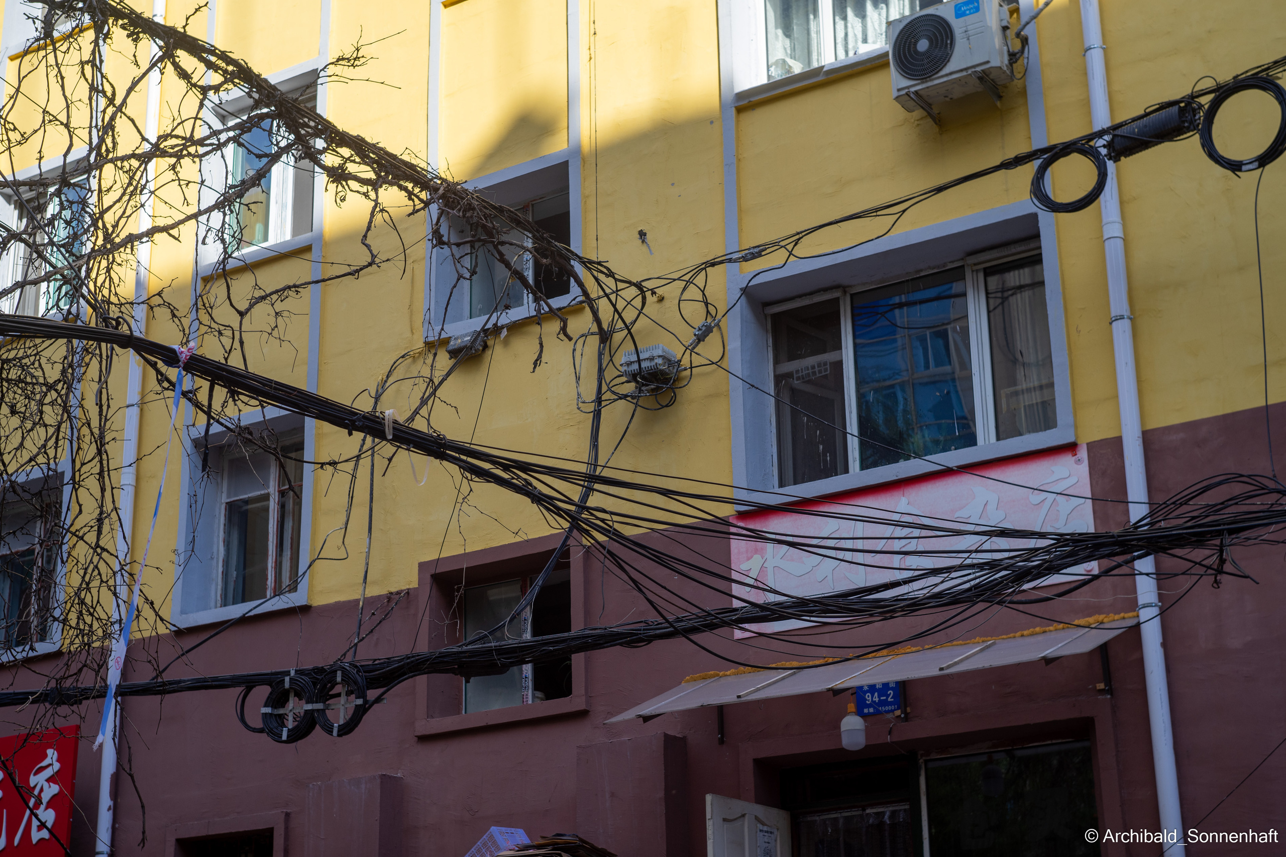 Wires. Photographer in Guangzhou, China. Archibald Sonnenhaft
