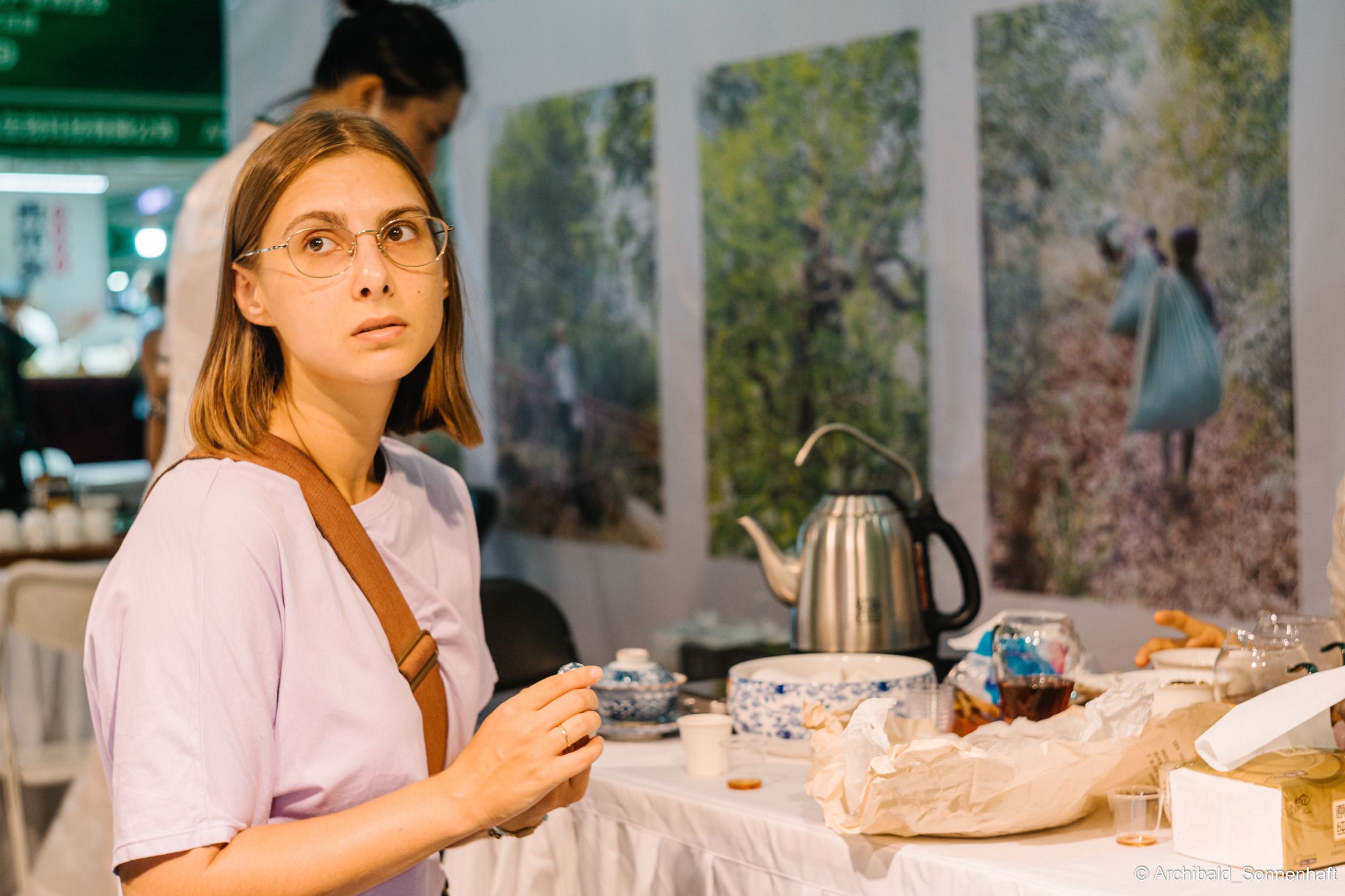 Tea exhibition in Tianjin, China. Photographer in Guangzhou, China. Archibald Sonnenhaft