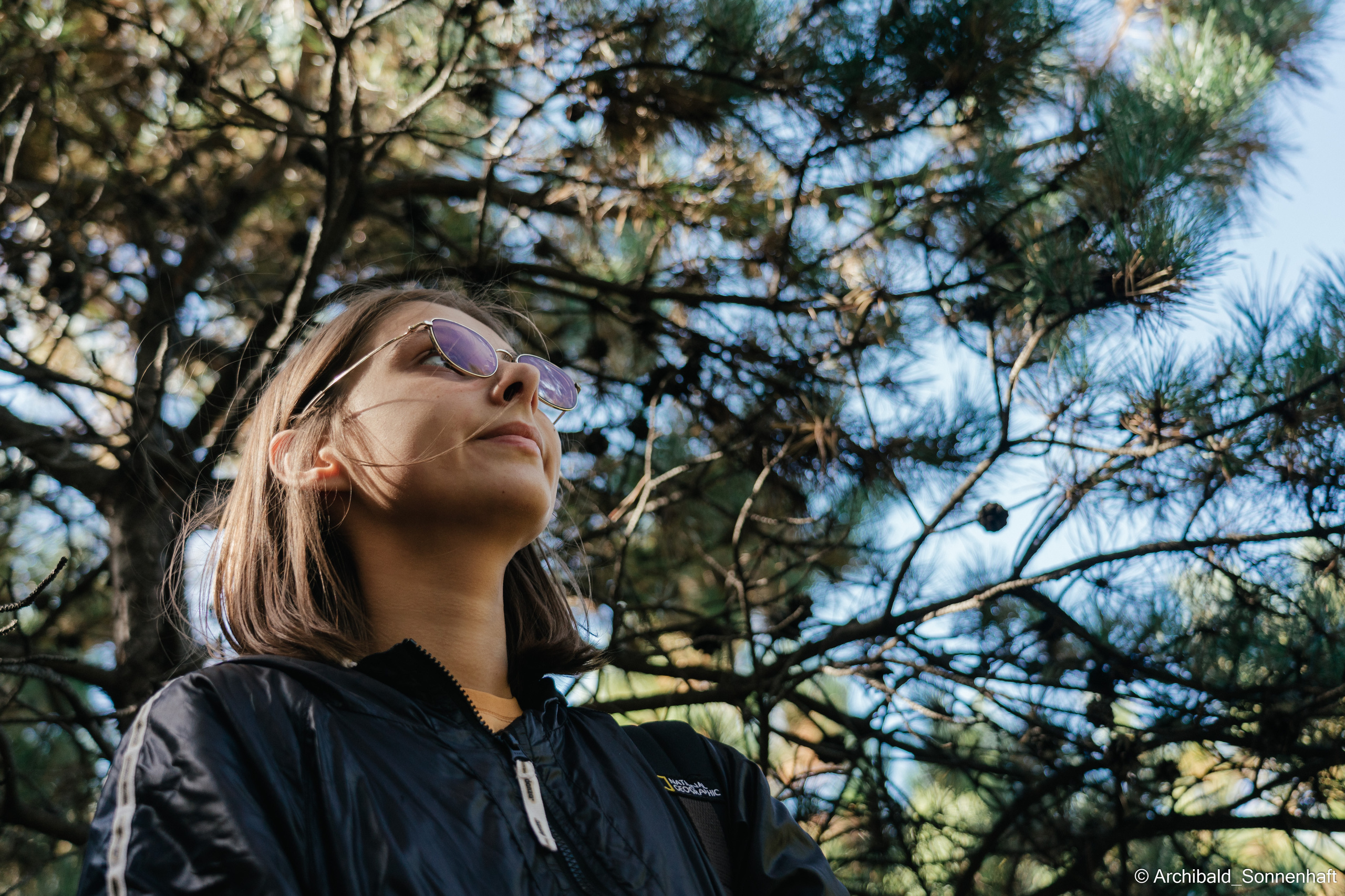 Hiking in Panlai. Photographer in Guangzhou, China. Archibald Sonnenhaft