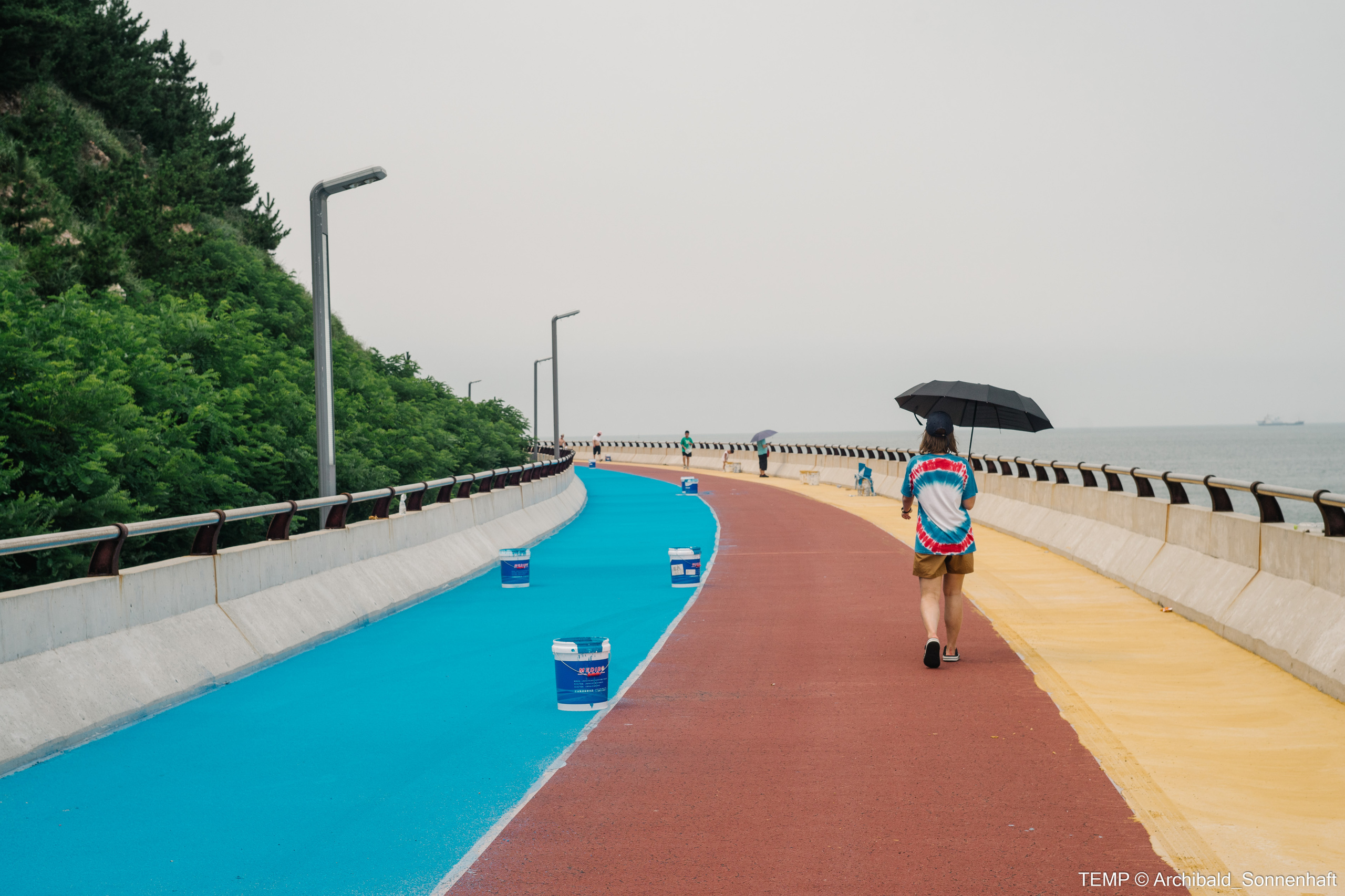 Small tourist island (Yantai district, China). Photographer in Guangzhou, China. Archibald Sonnenhaft