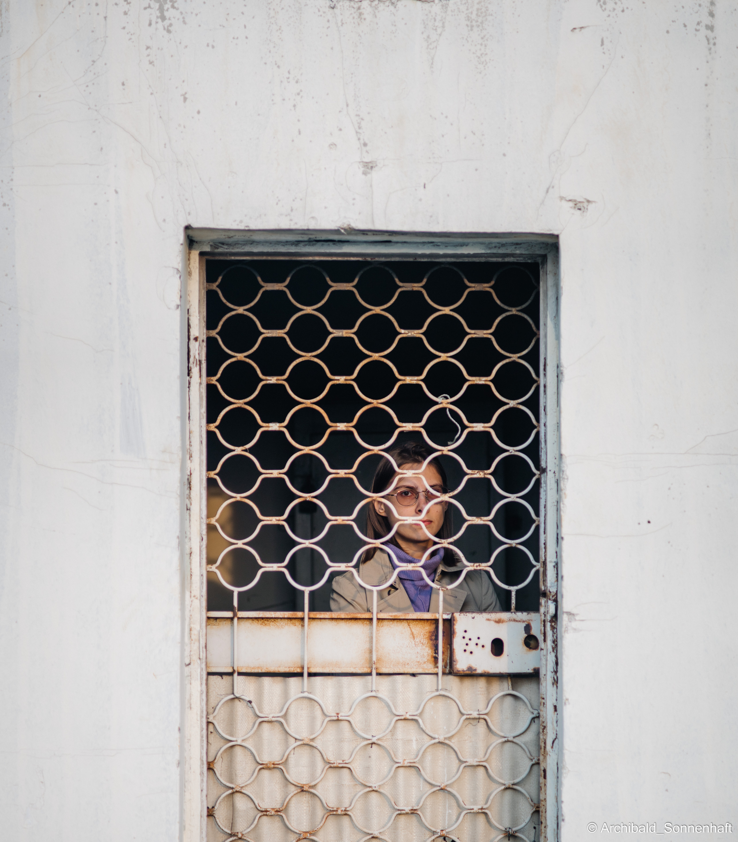 On the roof. Photographer in Guangzhou, China. Archibald Sonnenhaft