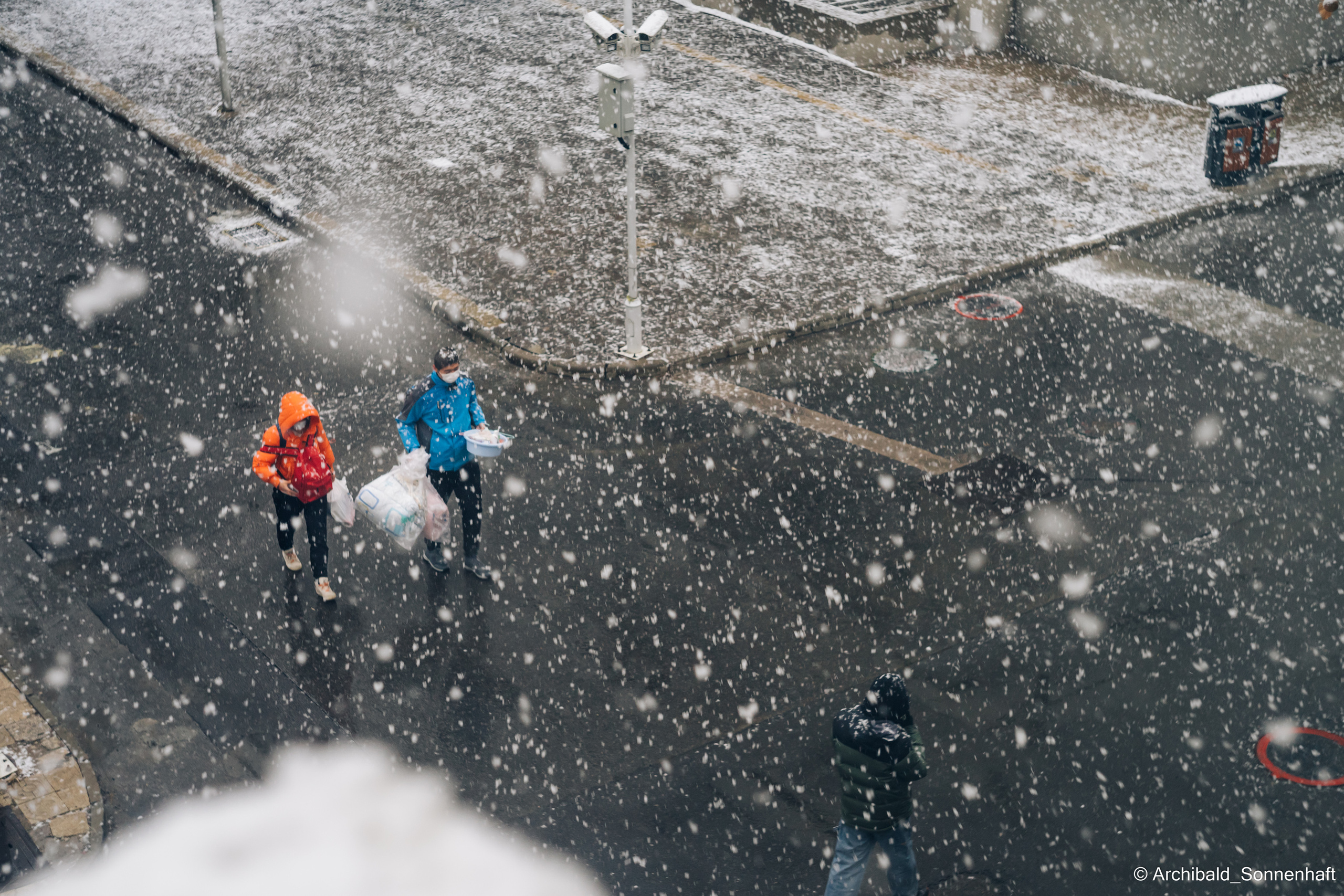 Photographer in Guangzhou, China. Archibald Sonnenhaft