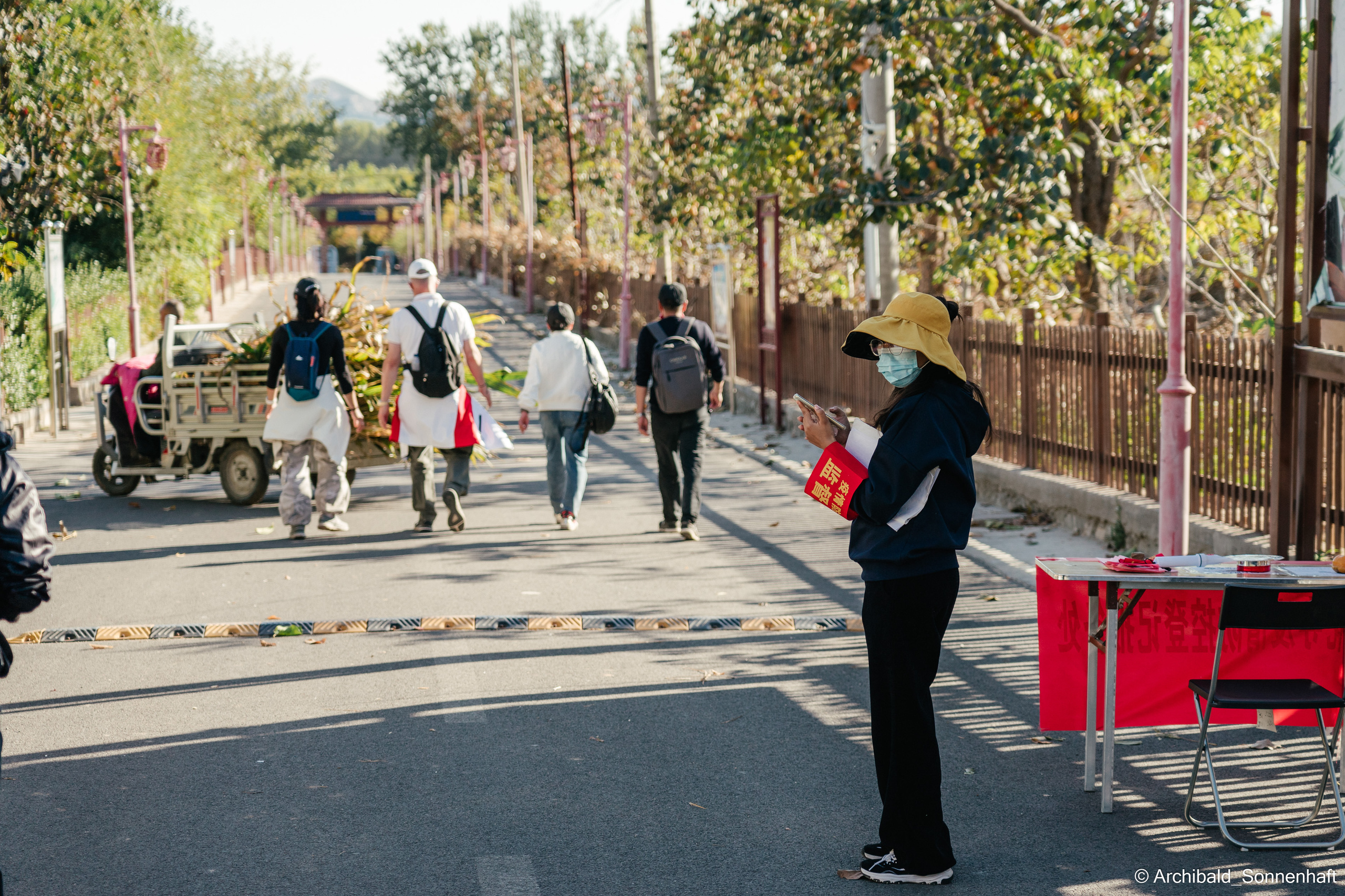 Hiking in Panlai. Photographer in Guangzhou, China. Archibald Sonnenhaft