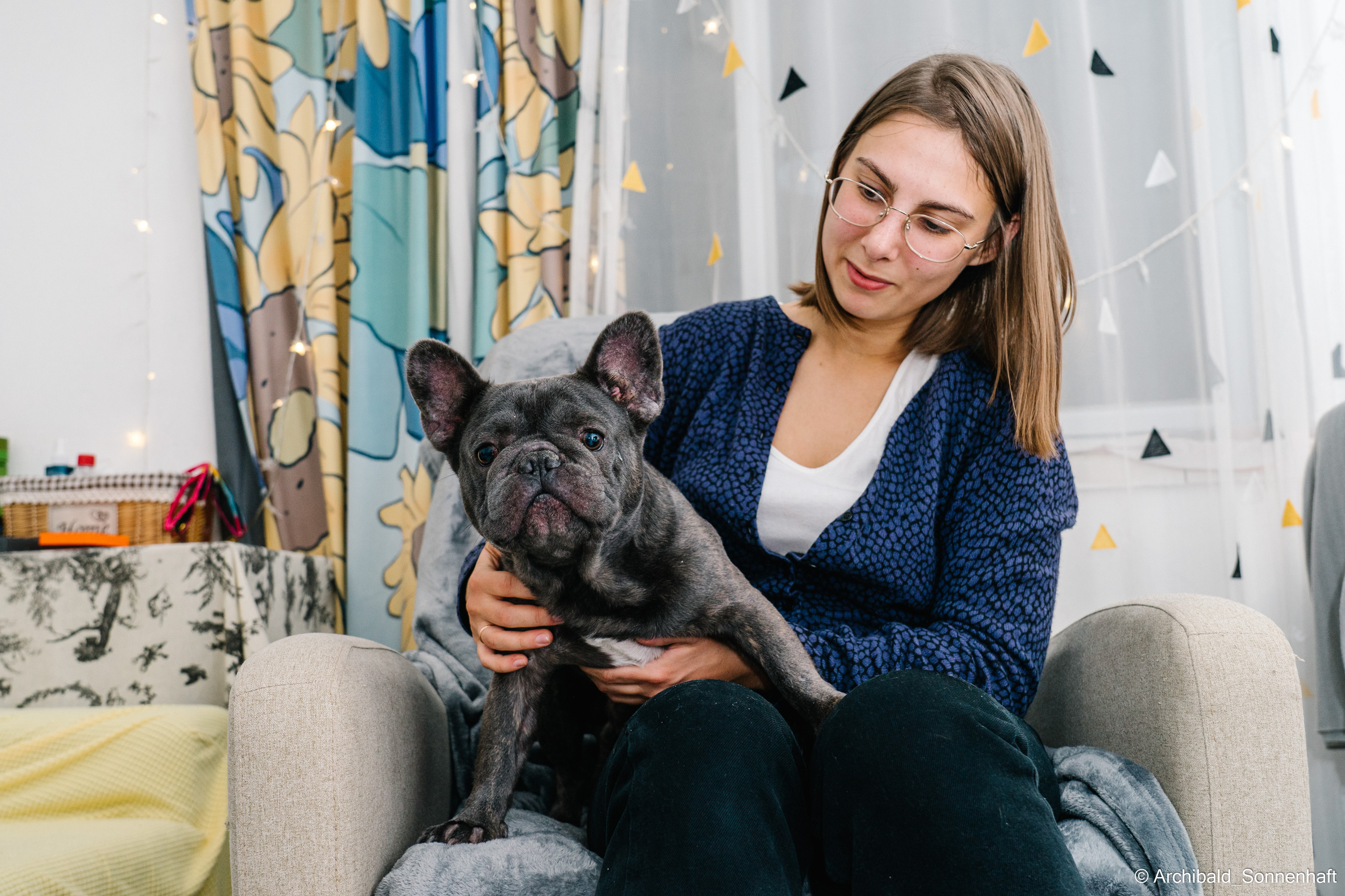 Cat and dog there. Photographer in Guangzhou, China. Archibald Sonnenhaft