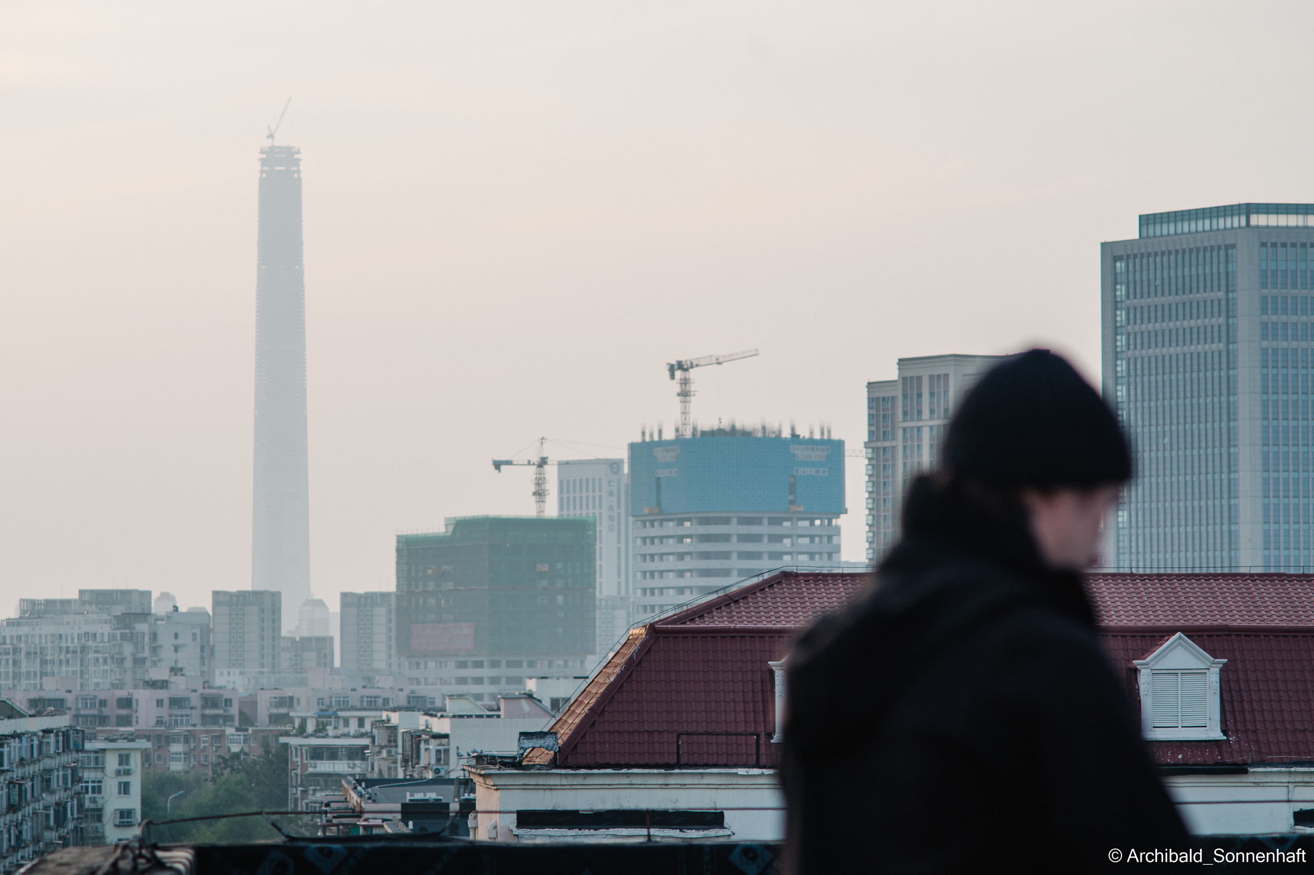 On the roof. Photographer in Guangzhou, China. Archibald Sonnenhaft