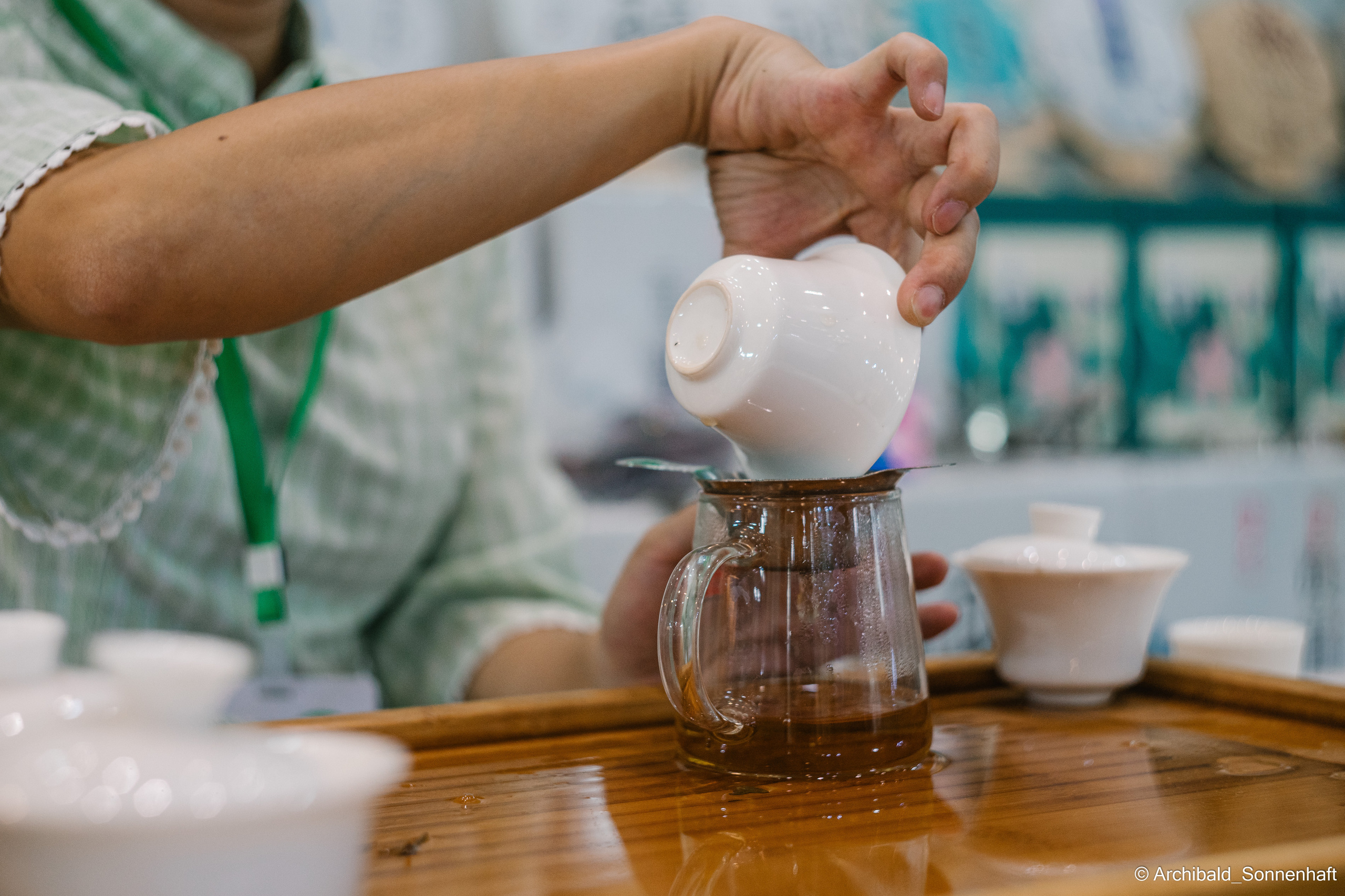 Tea exhibition in Tianjin, China. Photographer in Guangzhou, China. Archibald Sonnenhaft