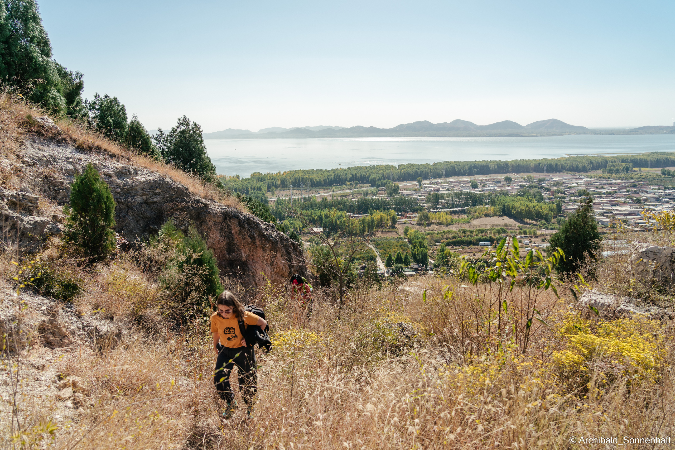 Hiking in Panlai. Photographer in Guangzhou, China. Archibald Sonnenhaft