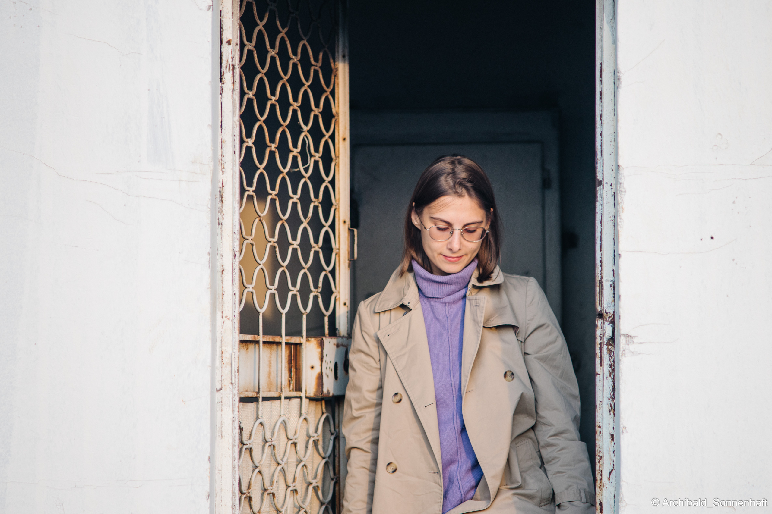 On the roof. Photographer in Guangzhou, China. Archibald Sonnenhaft