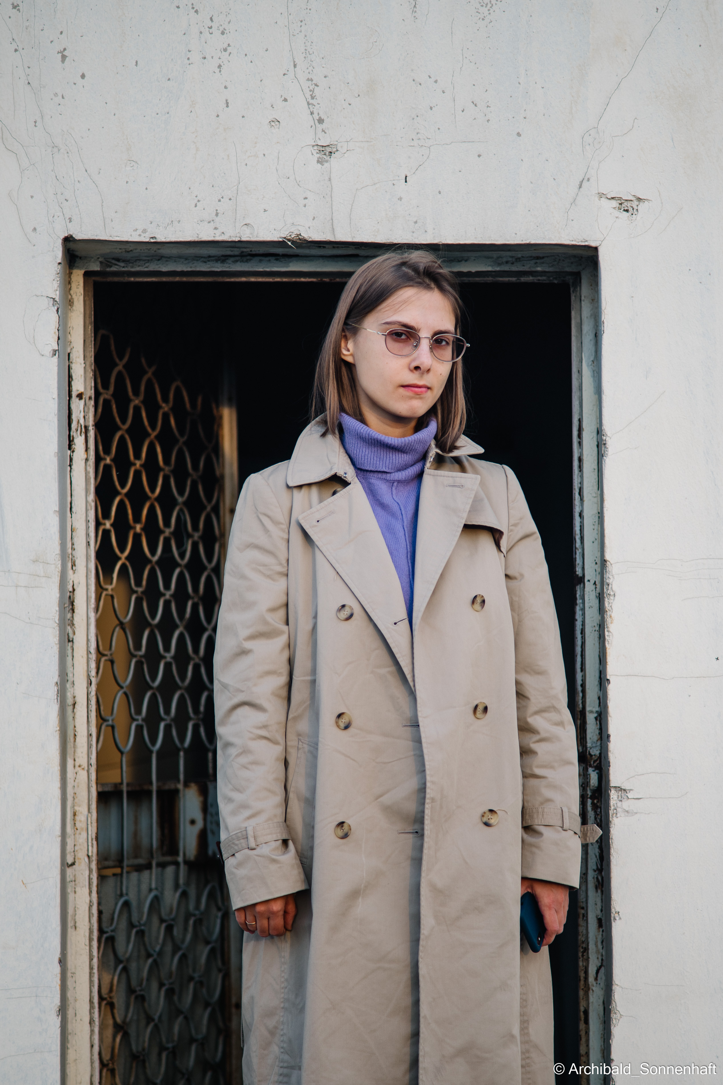 On the roof. Photographer in Guangzhou, China. Archibald Sonnenhaft
