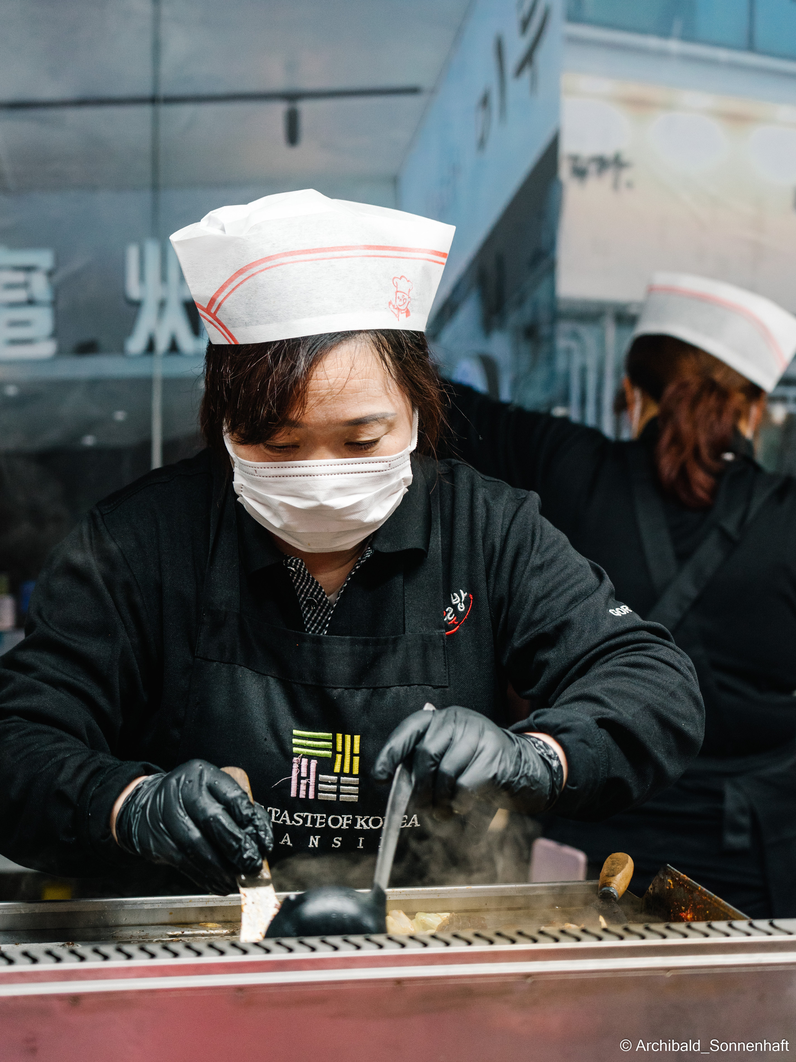 Korean food fest in Tianjin. Photographer in Guangzhou, China. Archibald Sonnenhaft