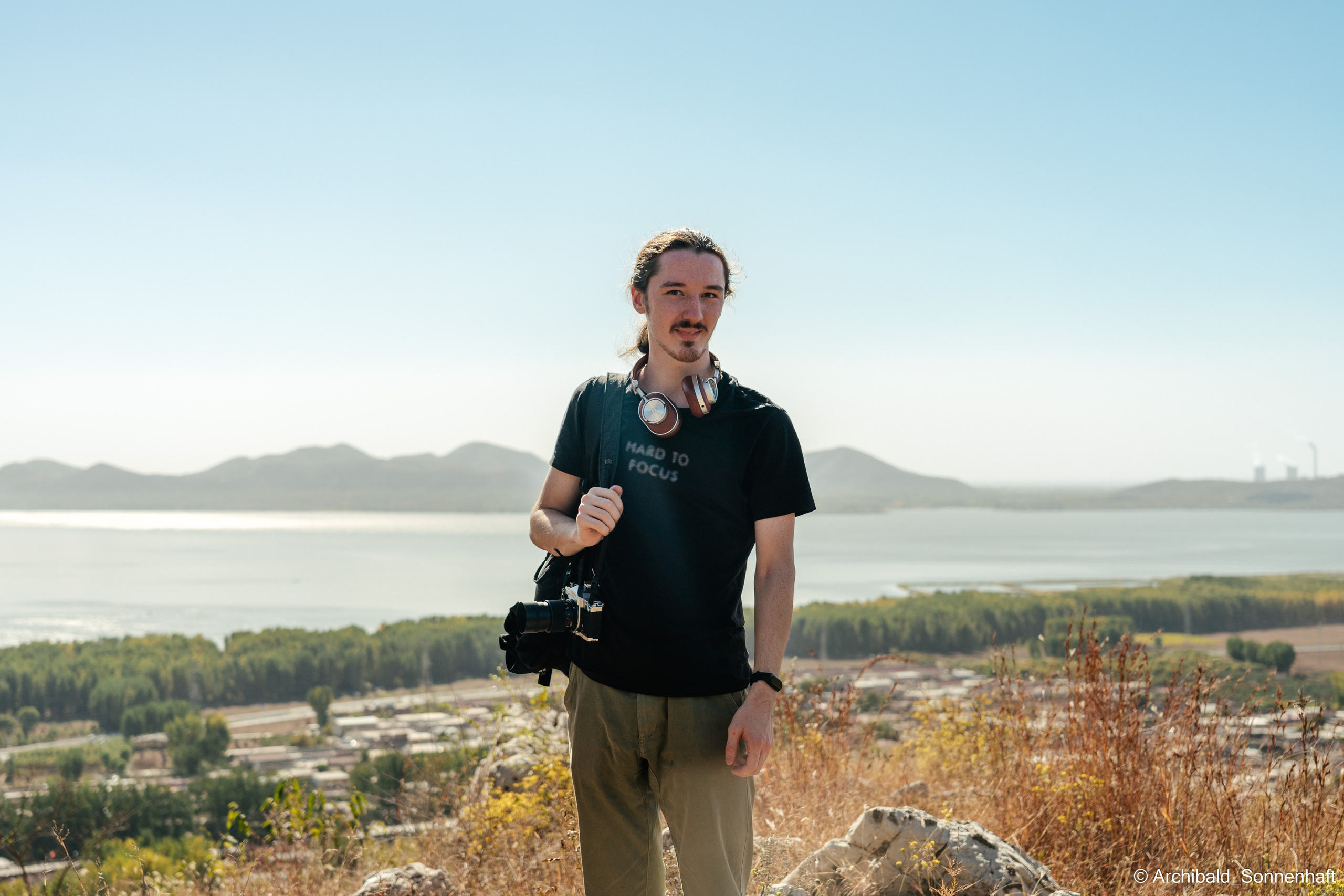 Hiking in Panlai. Photographer in Guangzhou, China. Archibald Sonnenhaft