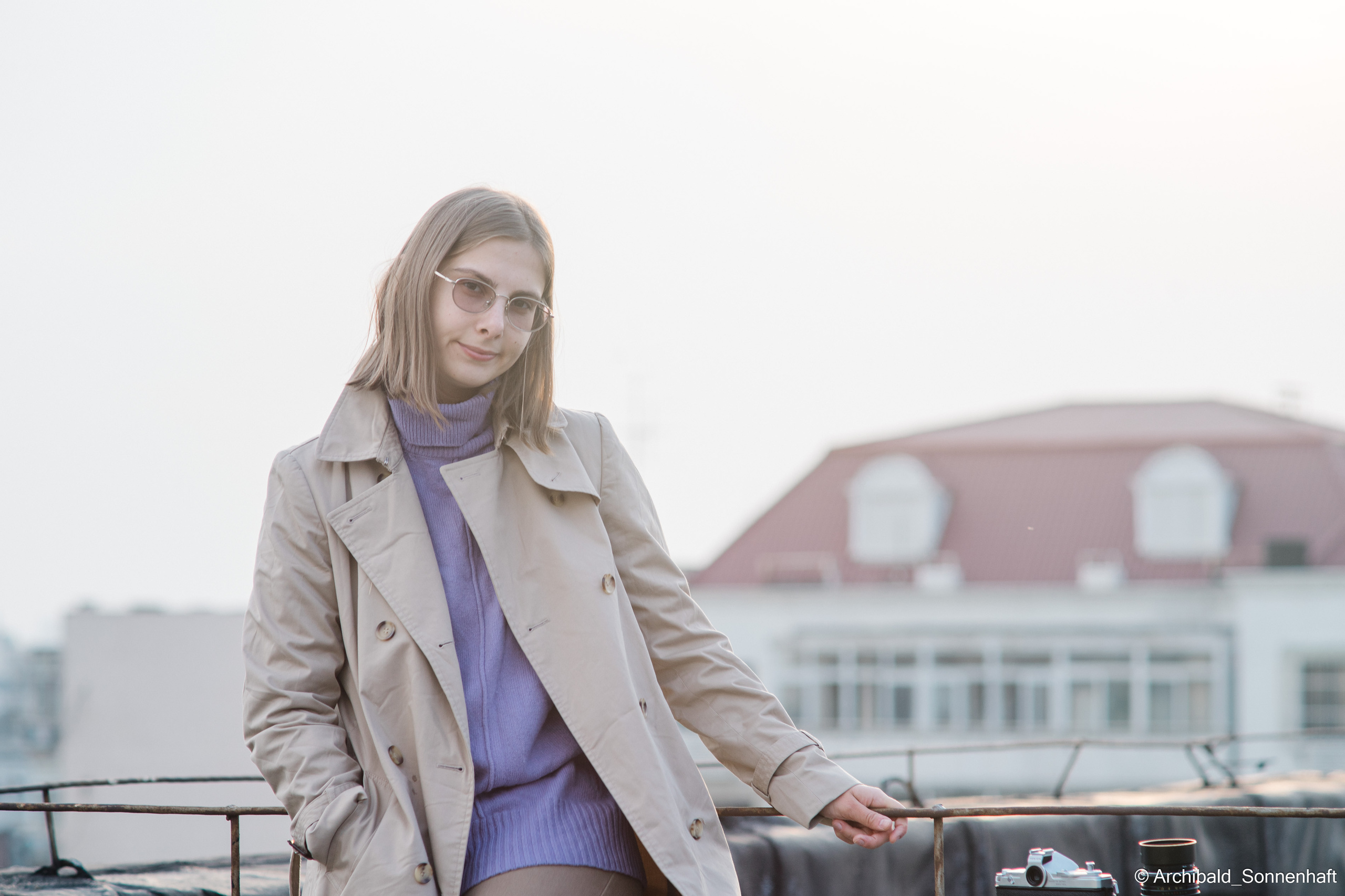 On the roof. Photographer in Guangzhou, China. Archibald Sonnenhaft