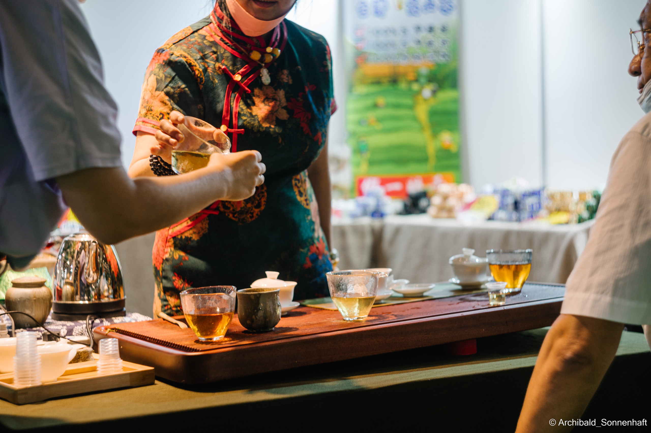 Tea exhibition in Tianjin, China. Photographer in Guangzhou, China. Archibald Sonnenhaft