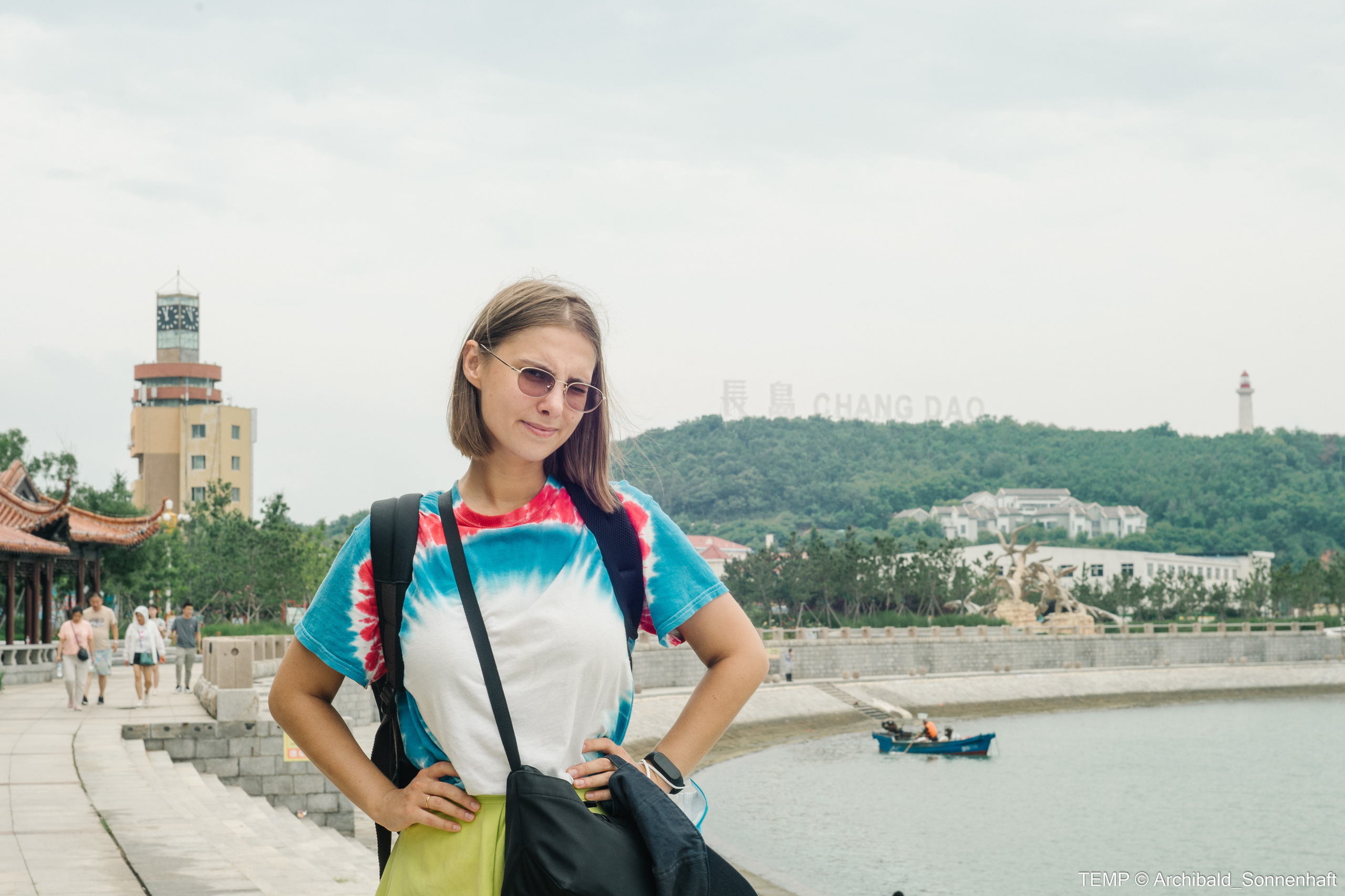 Small tourist island (Yantai district, China). Photographer in Guangzhou, China. Archibald Sonnenhaft