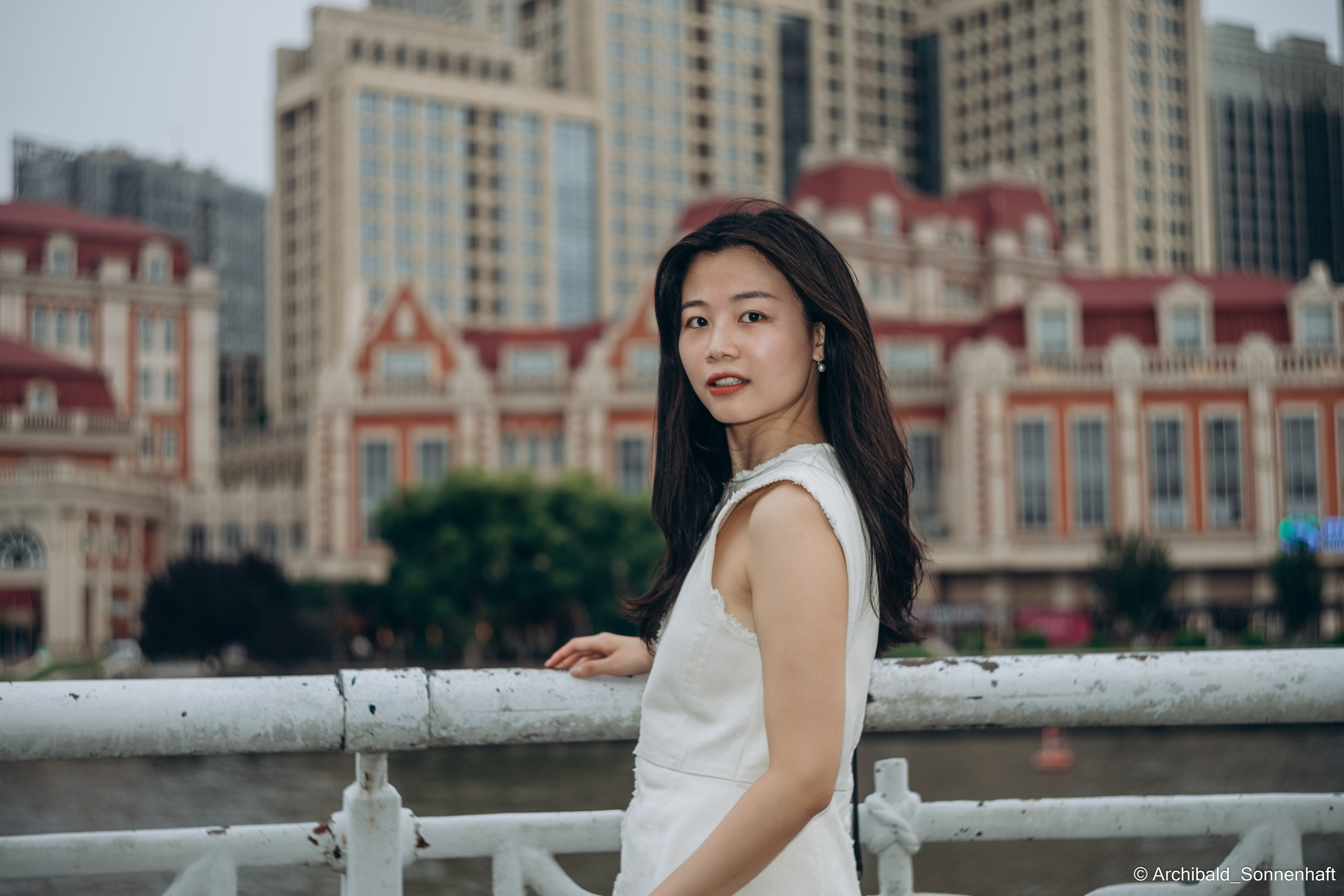 贾艺聪 (Jia Yicong), 2022.08.21. Photographer in Guangzhou, China. Archibald Sonnenhaft