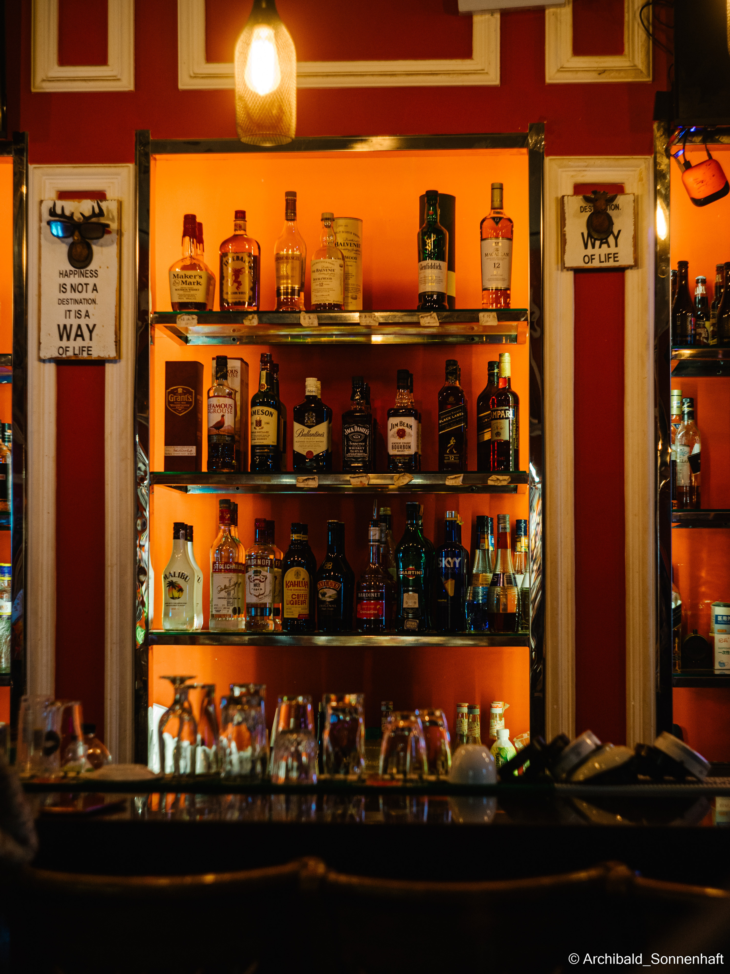 Aocheng. Photographer in Guangzhou, China. Archibald Sonnenhaft