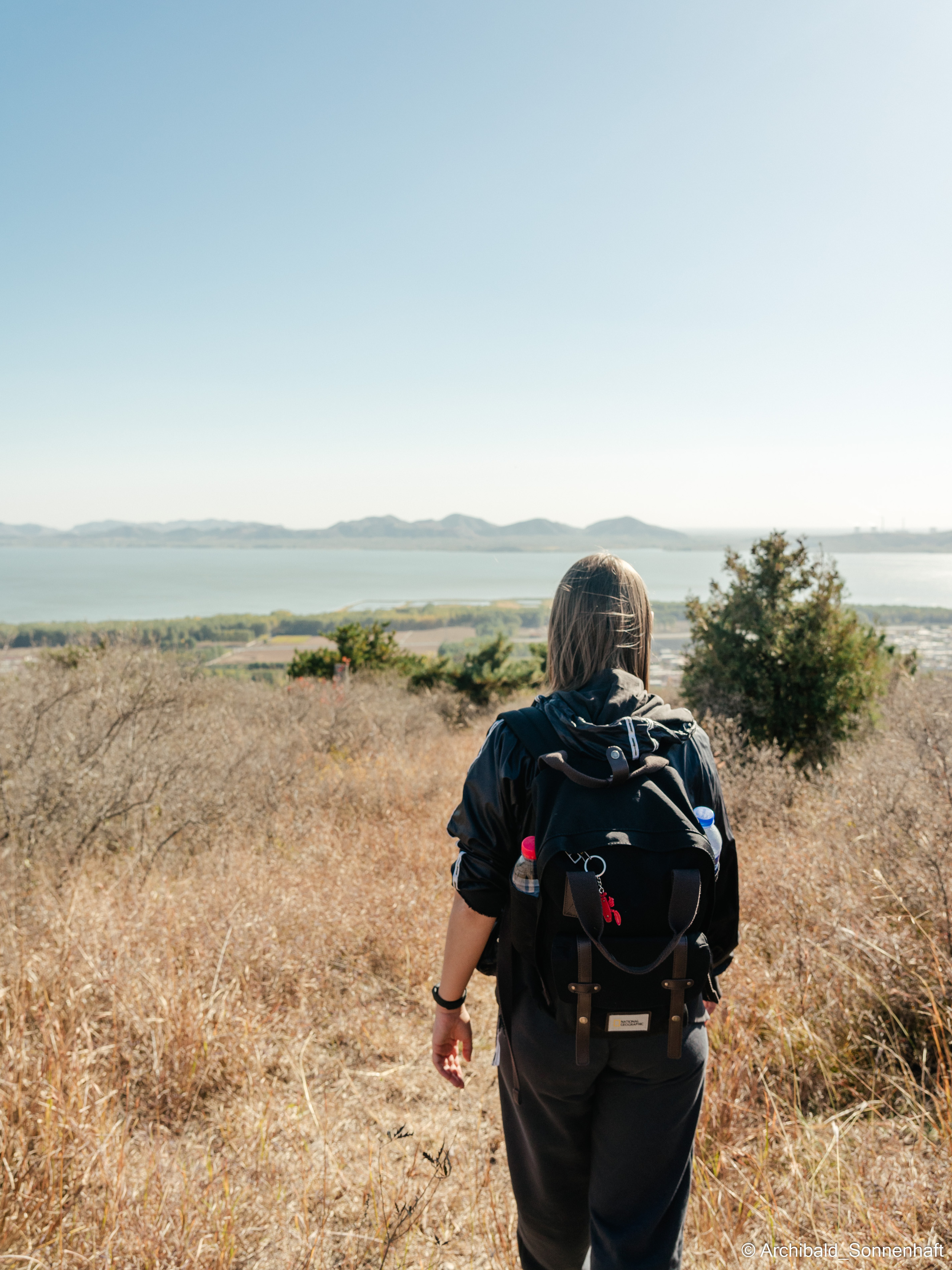 Hiking in Panlai. Photographer in Guangzhou, China. Archibald Sonnenhaft