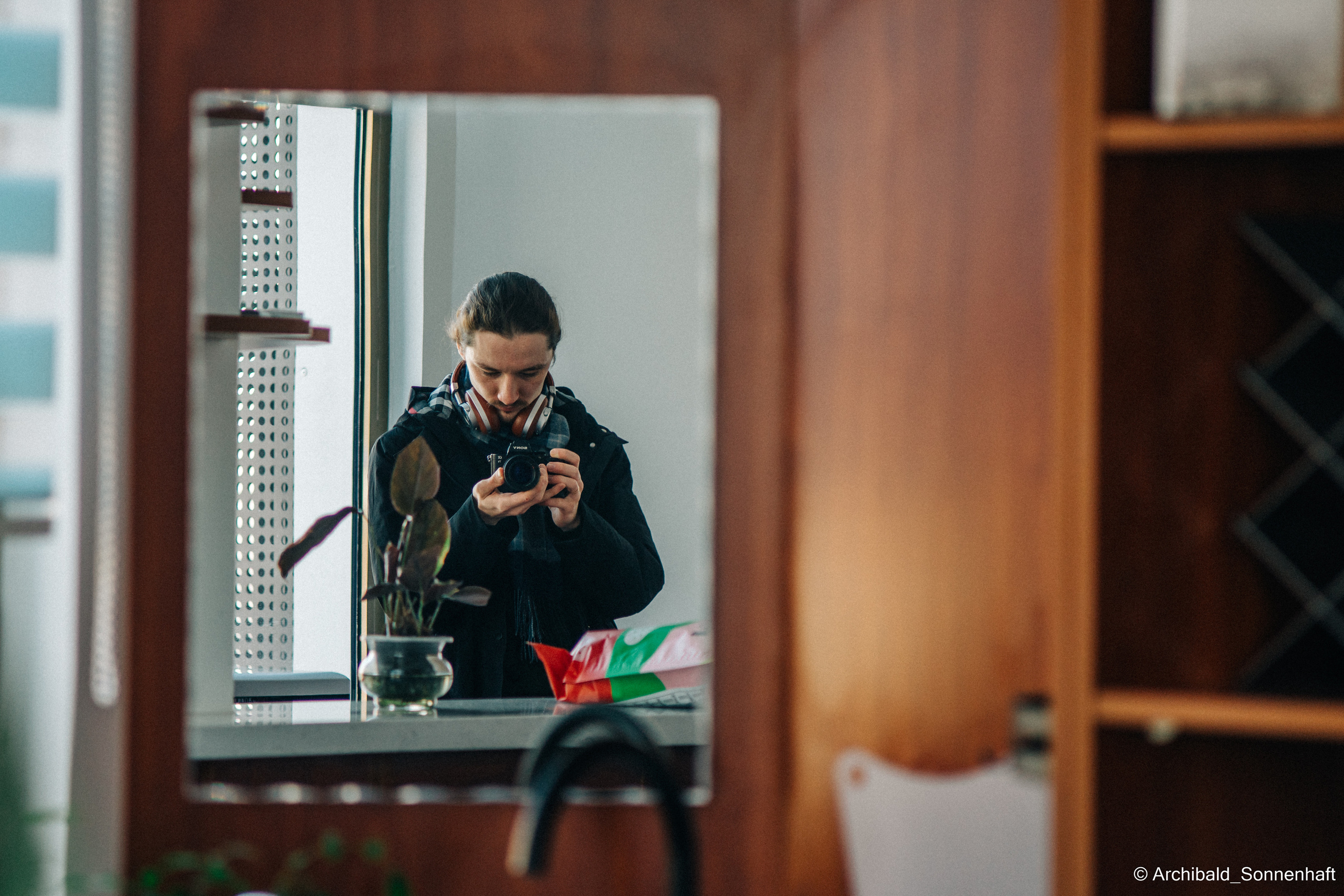 Photographer in Guangzhou, China. Archibald Sonnenhaft