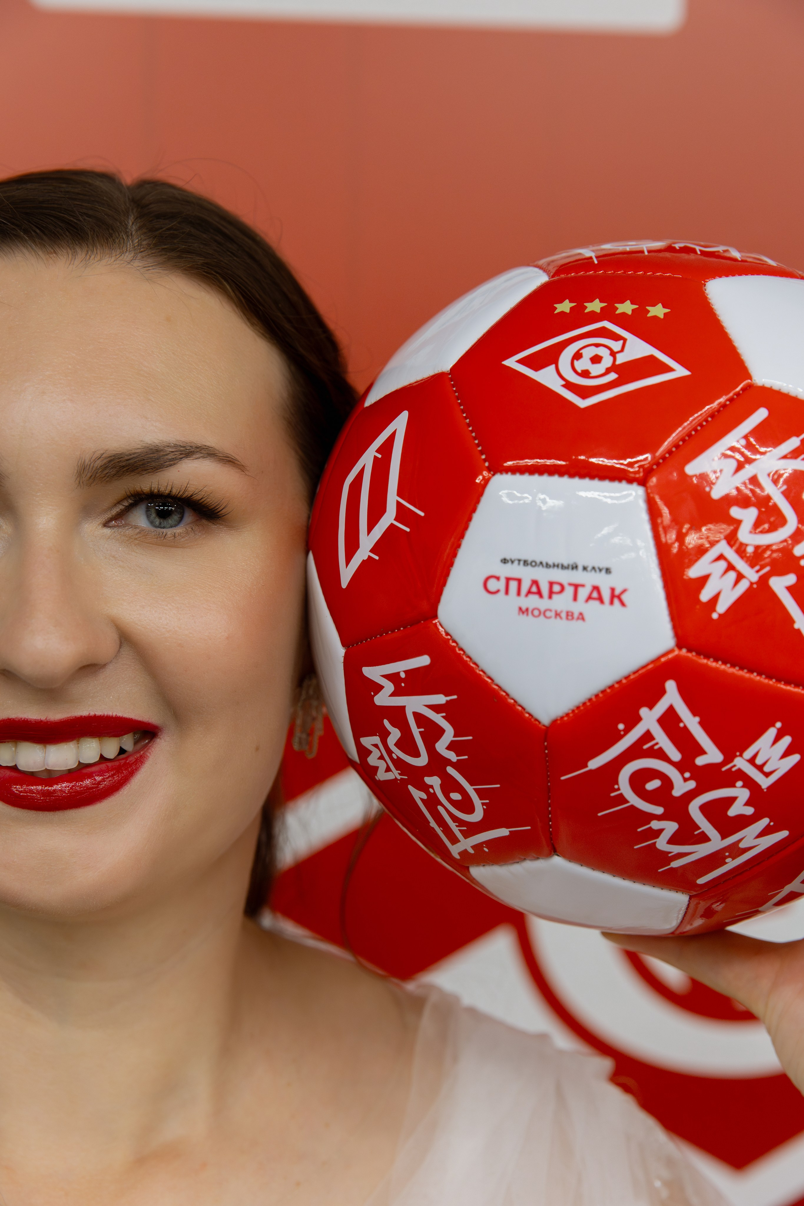 На стадионе Спартак. Свадебный и семейный фотограф Москва и Московская область